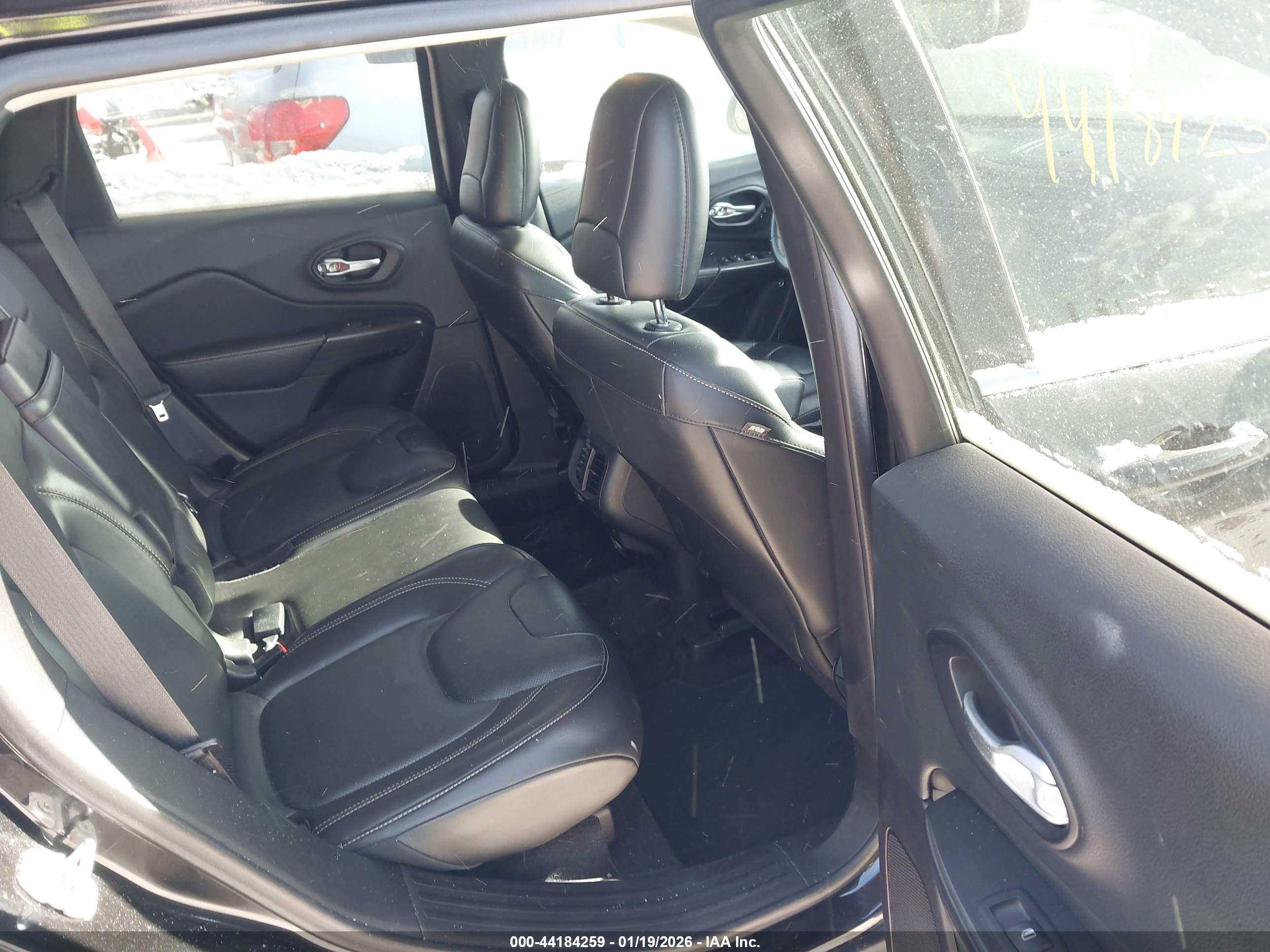 JEEP CHEROKEE image 8