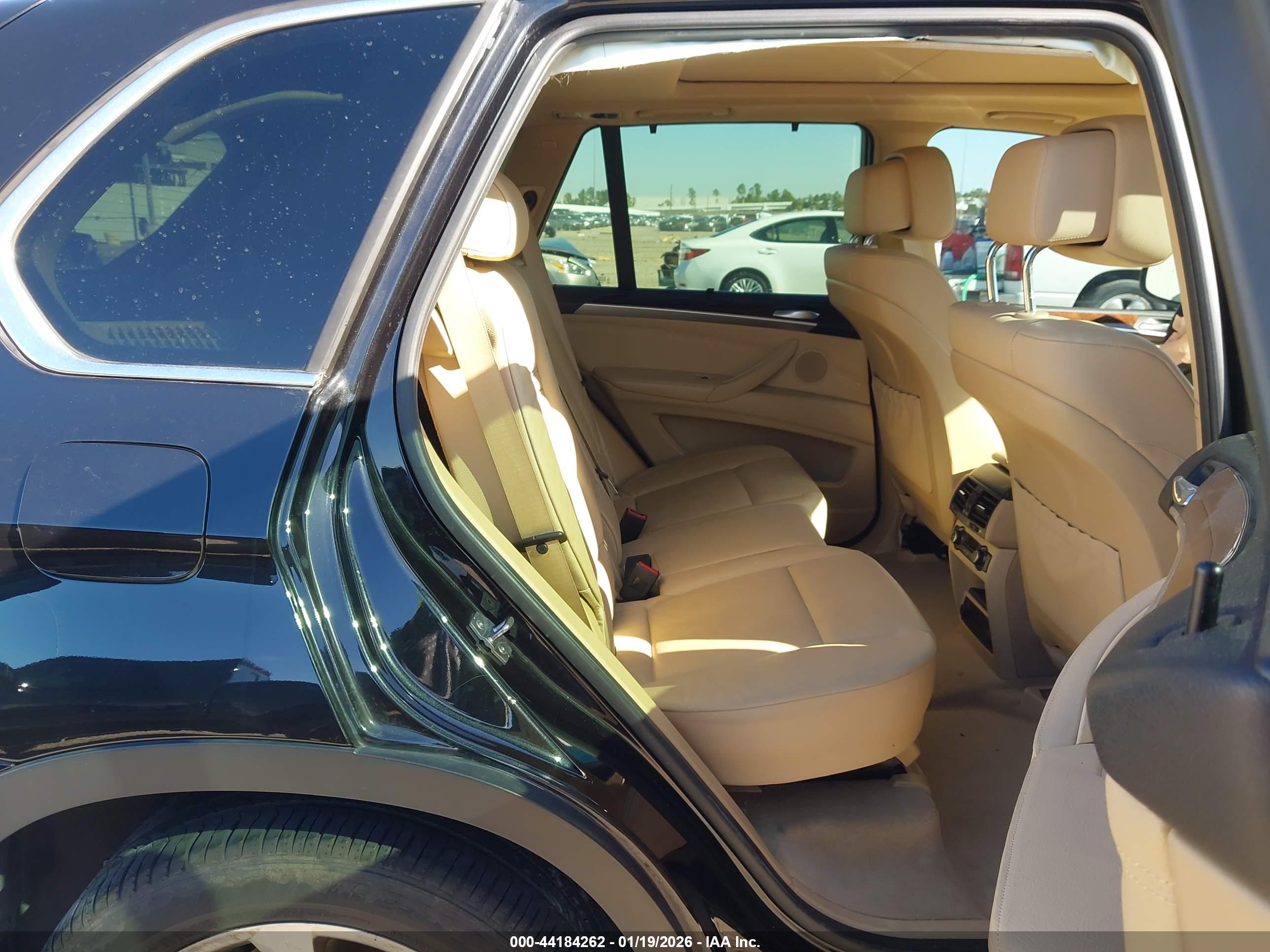 BMW X5 image 8