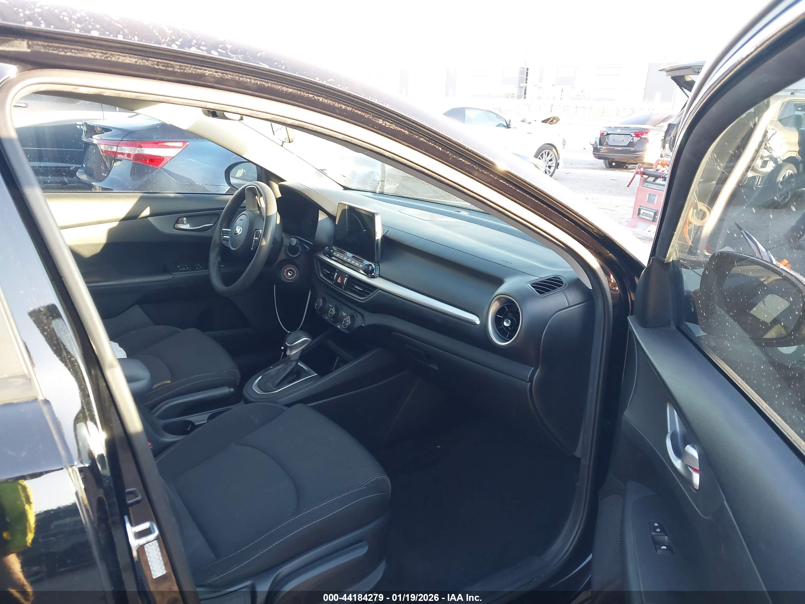 KIA FORTE image 5