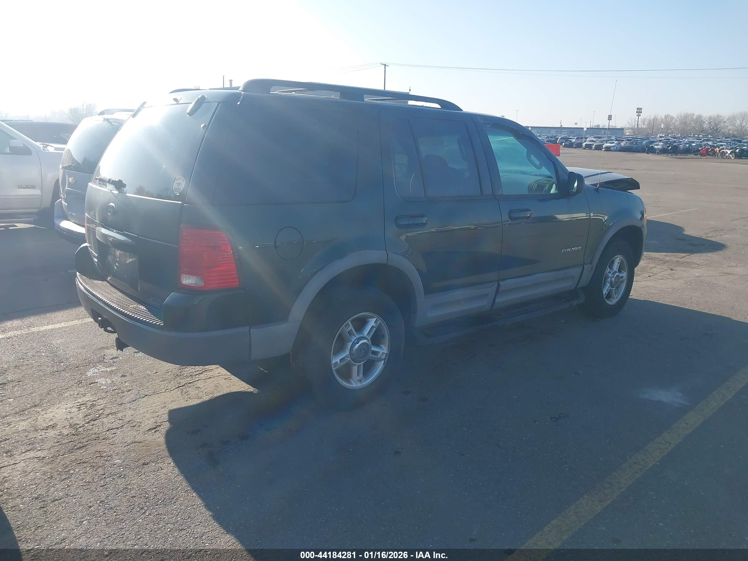FORD EXPLORER image 4