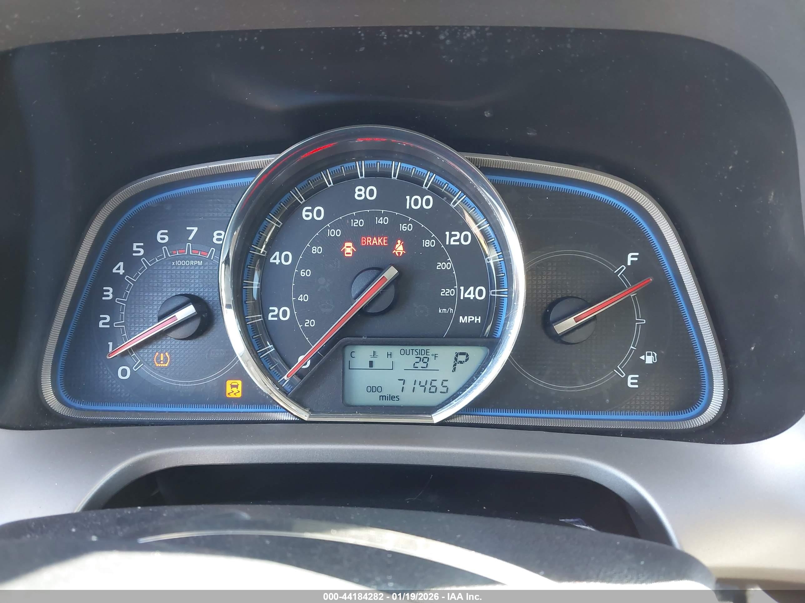 TOYOTA RAV4 image 7