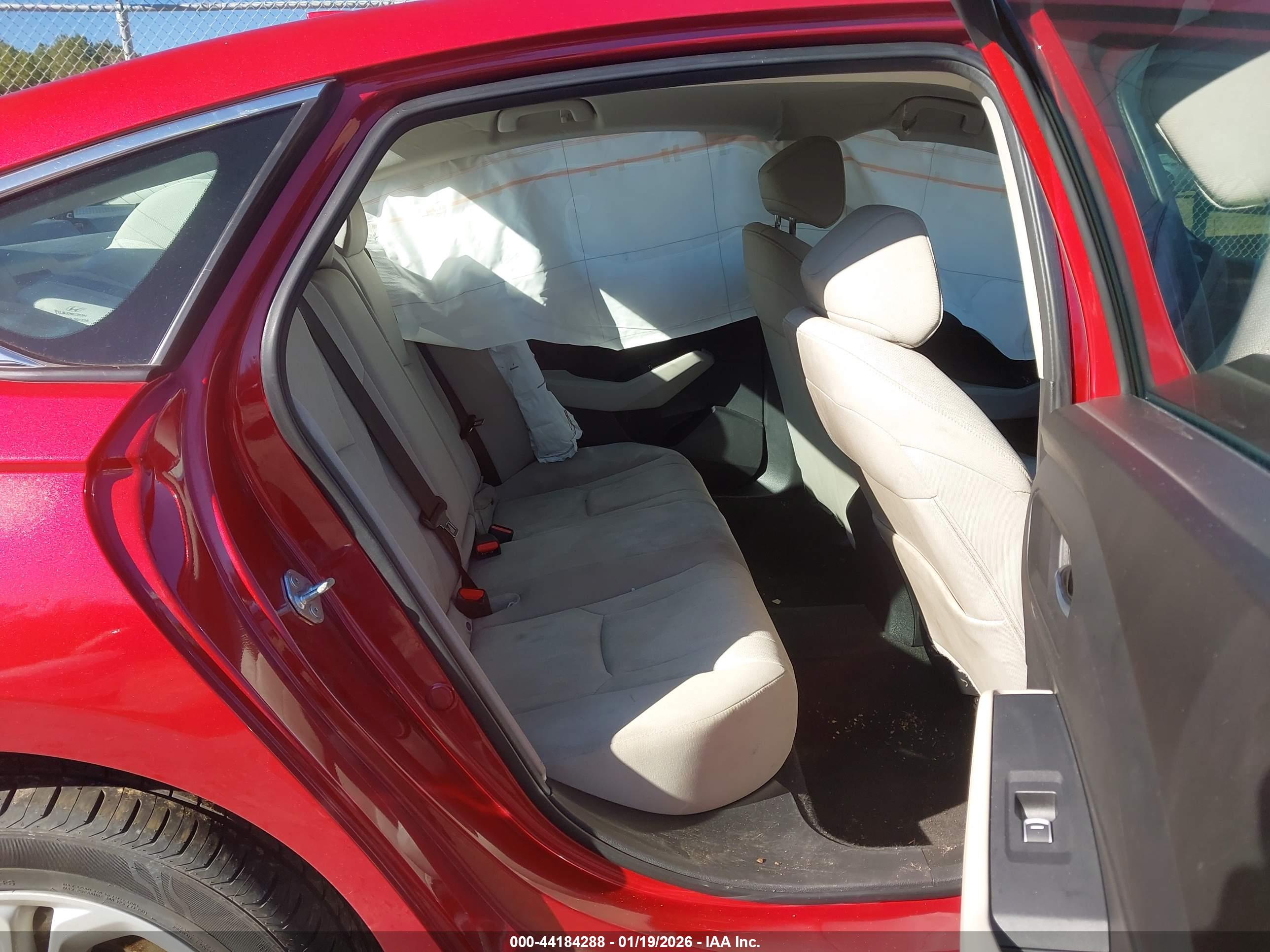 HONDA ACCORD image 8
