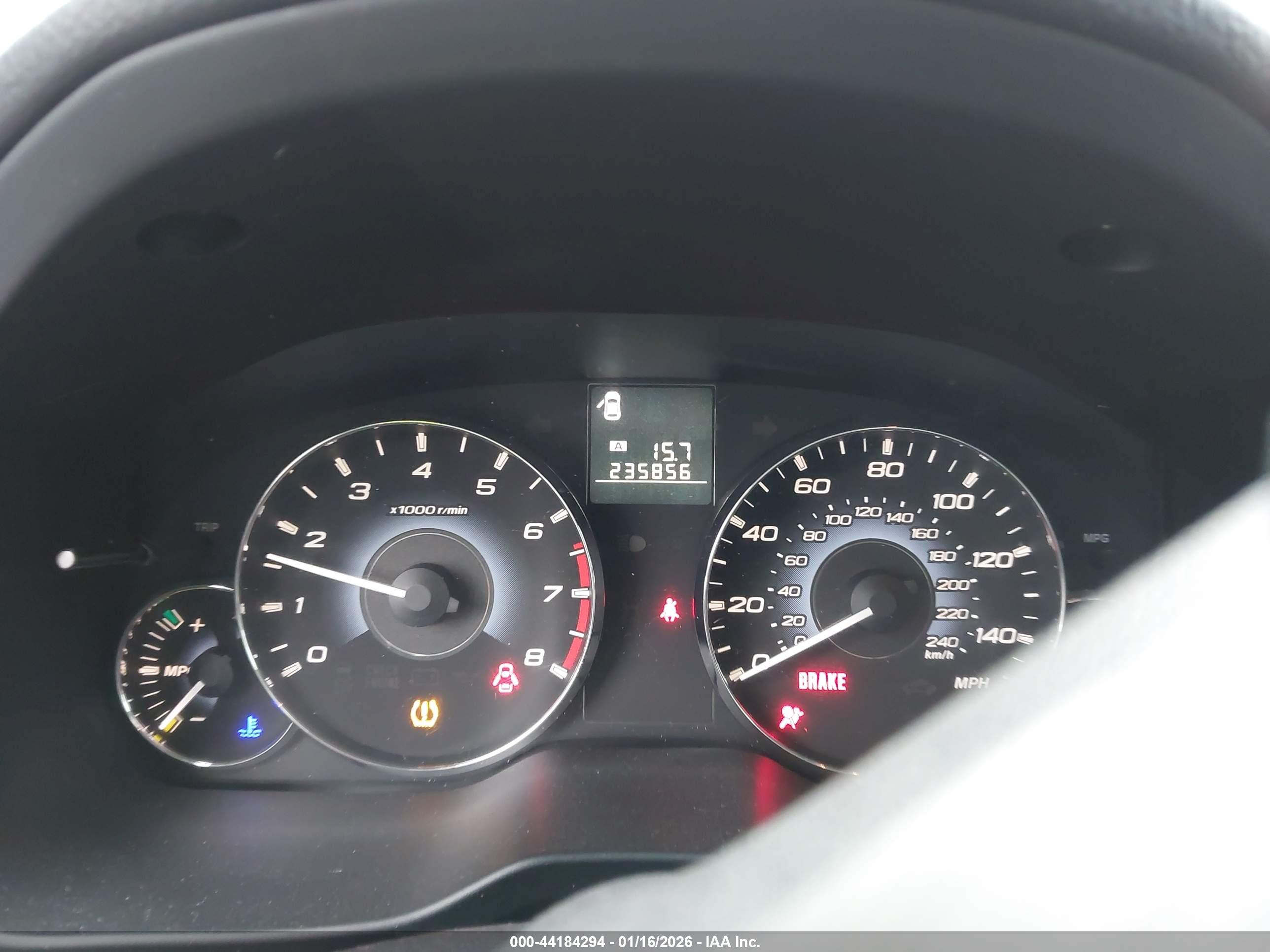 SUBARU OUTBACK image 7