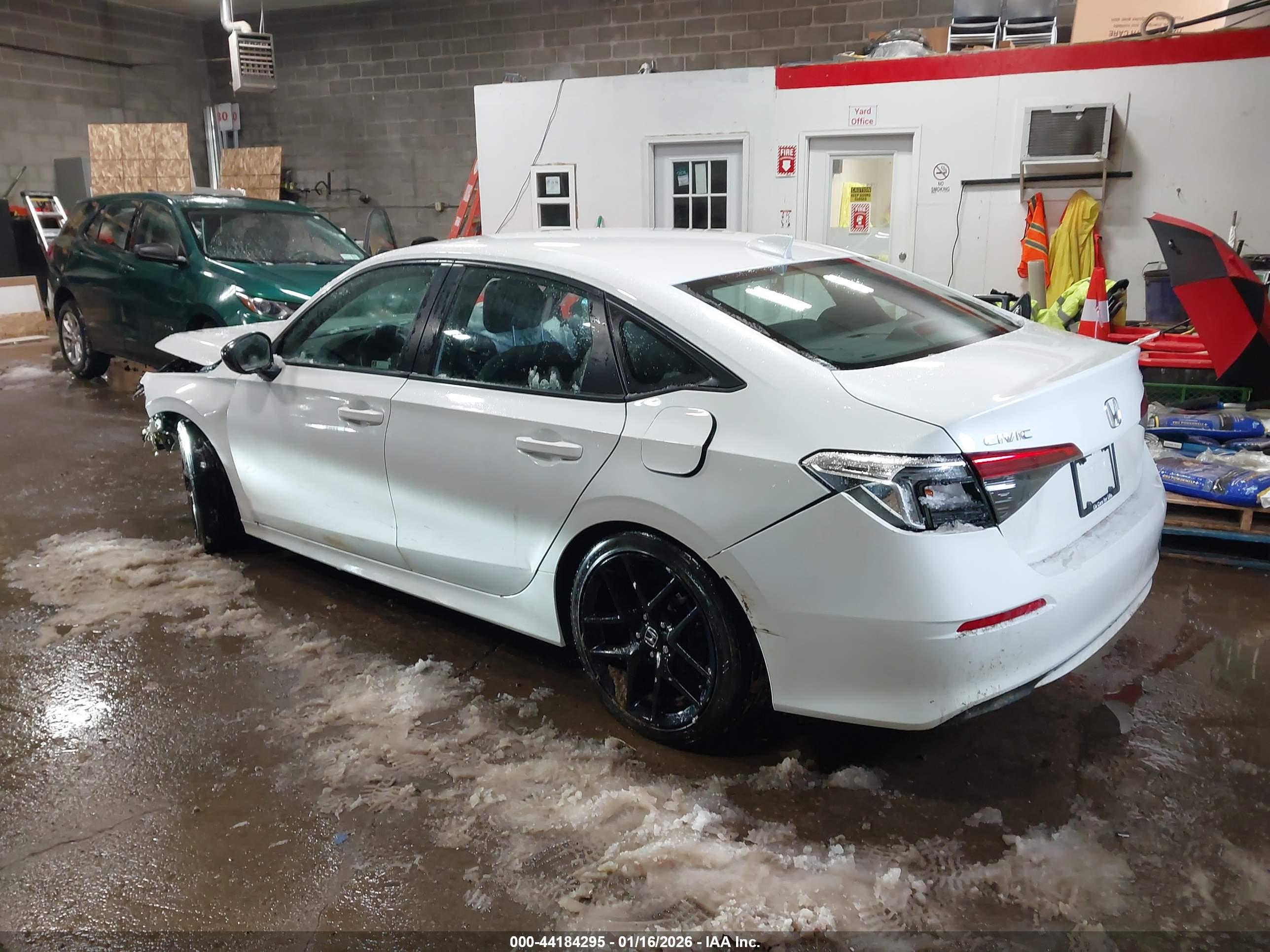 HONDA CIVIC image 3