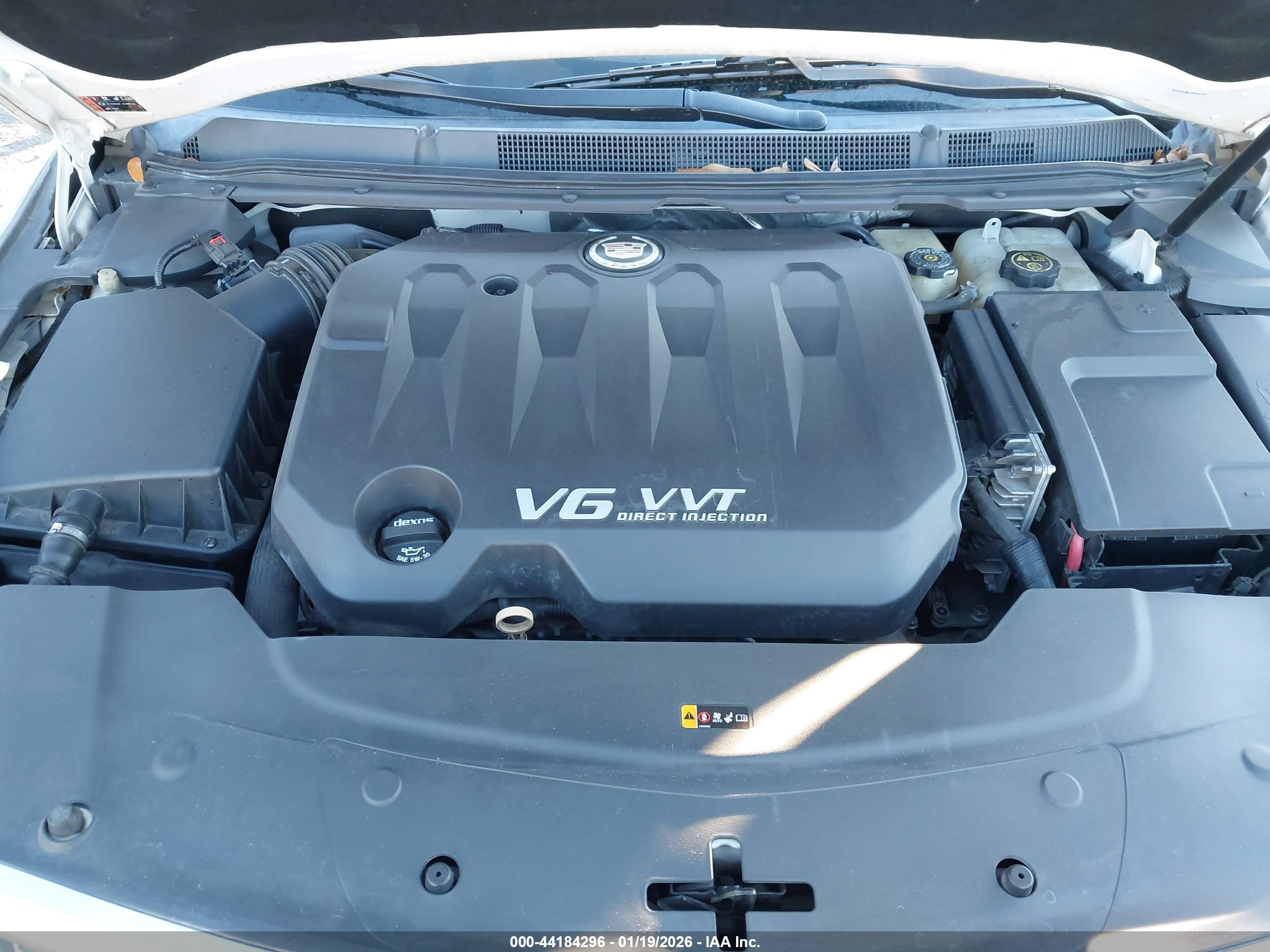 CADILLAC XTS image 10