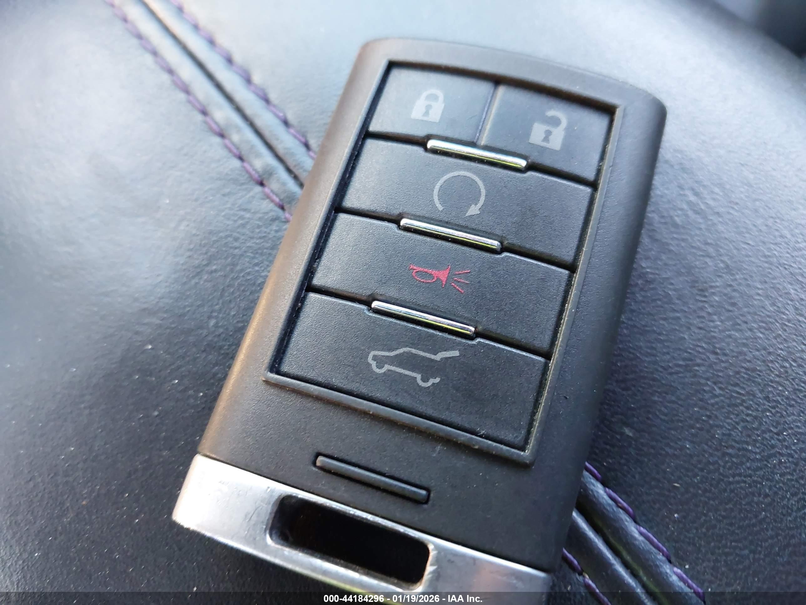CADILLAC XTS image 11