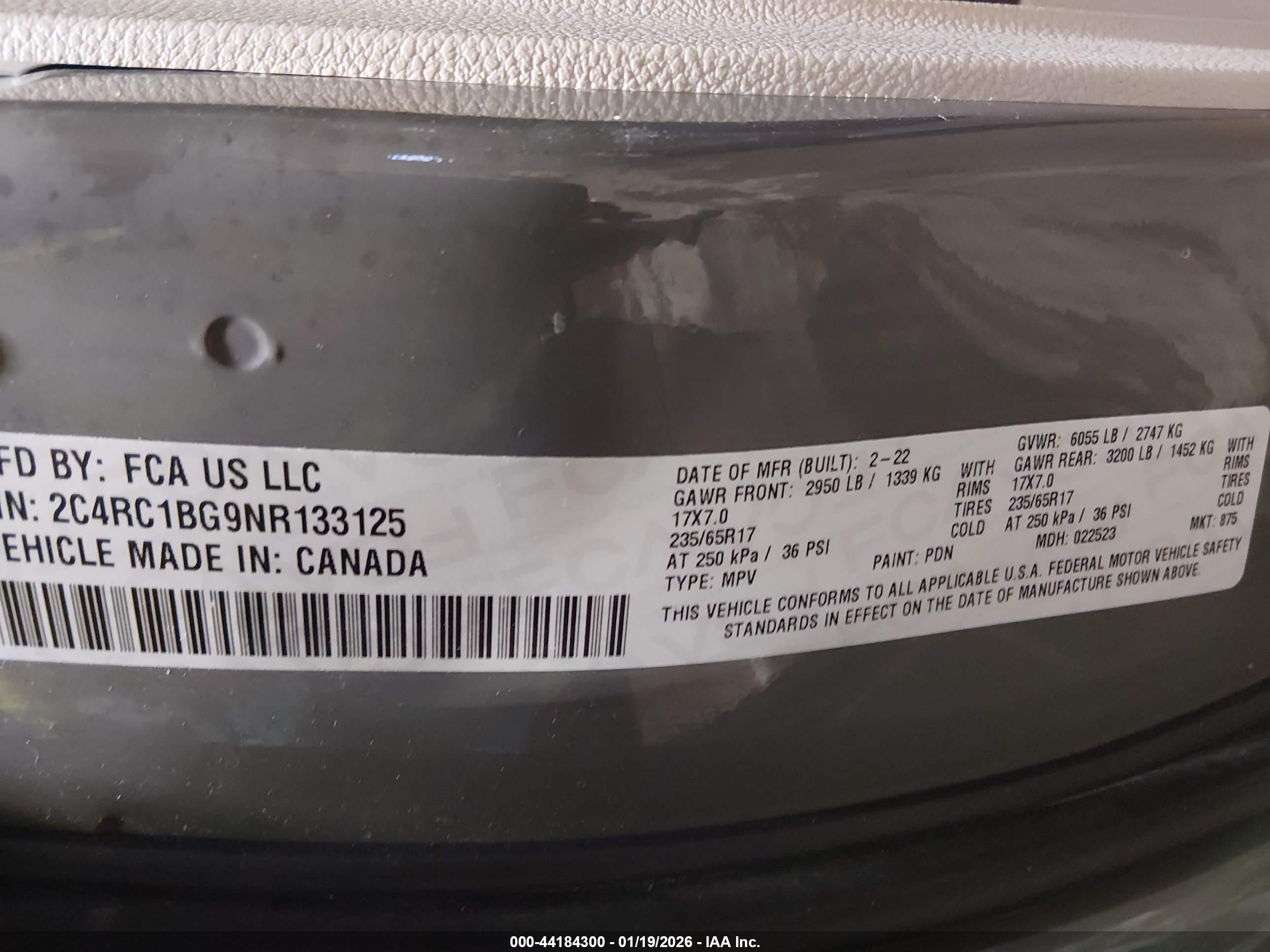CHRYSLER PACIFICA image 9