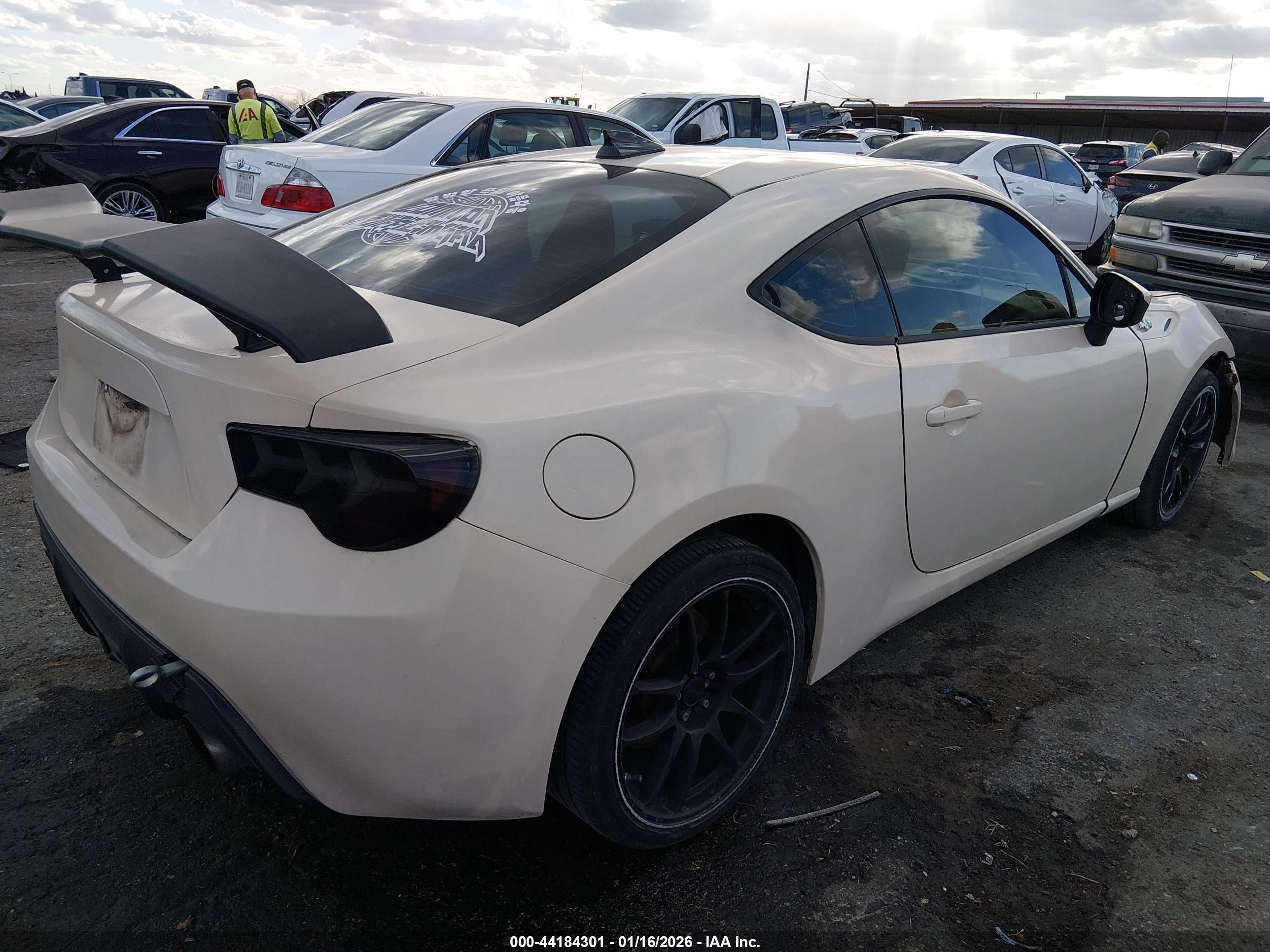 SCION FR-S image 4