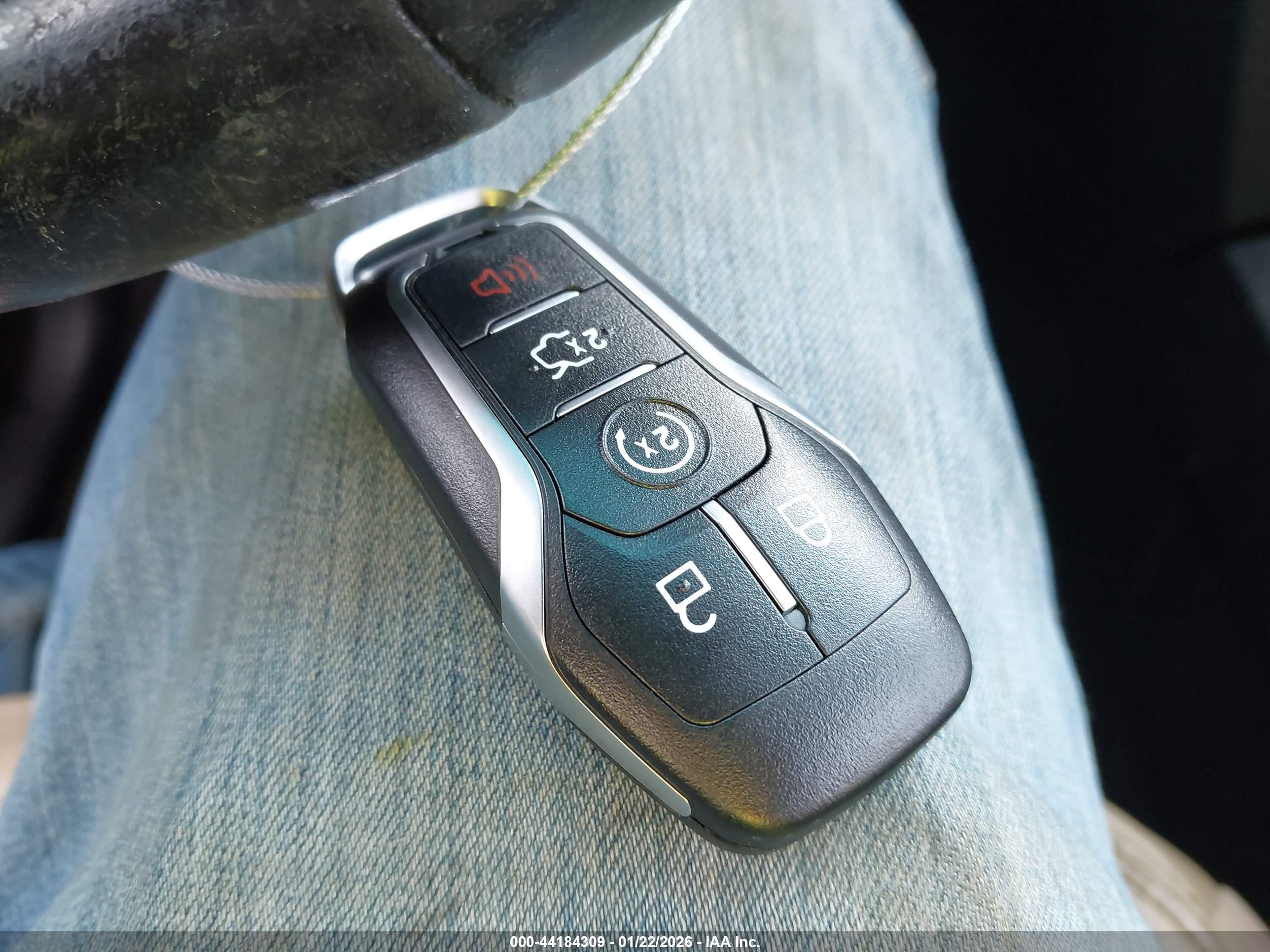 FORD EXPLORER image 11