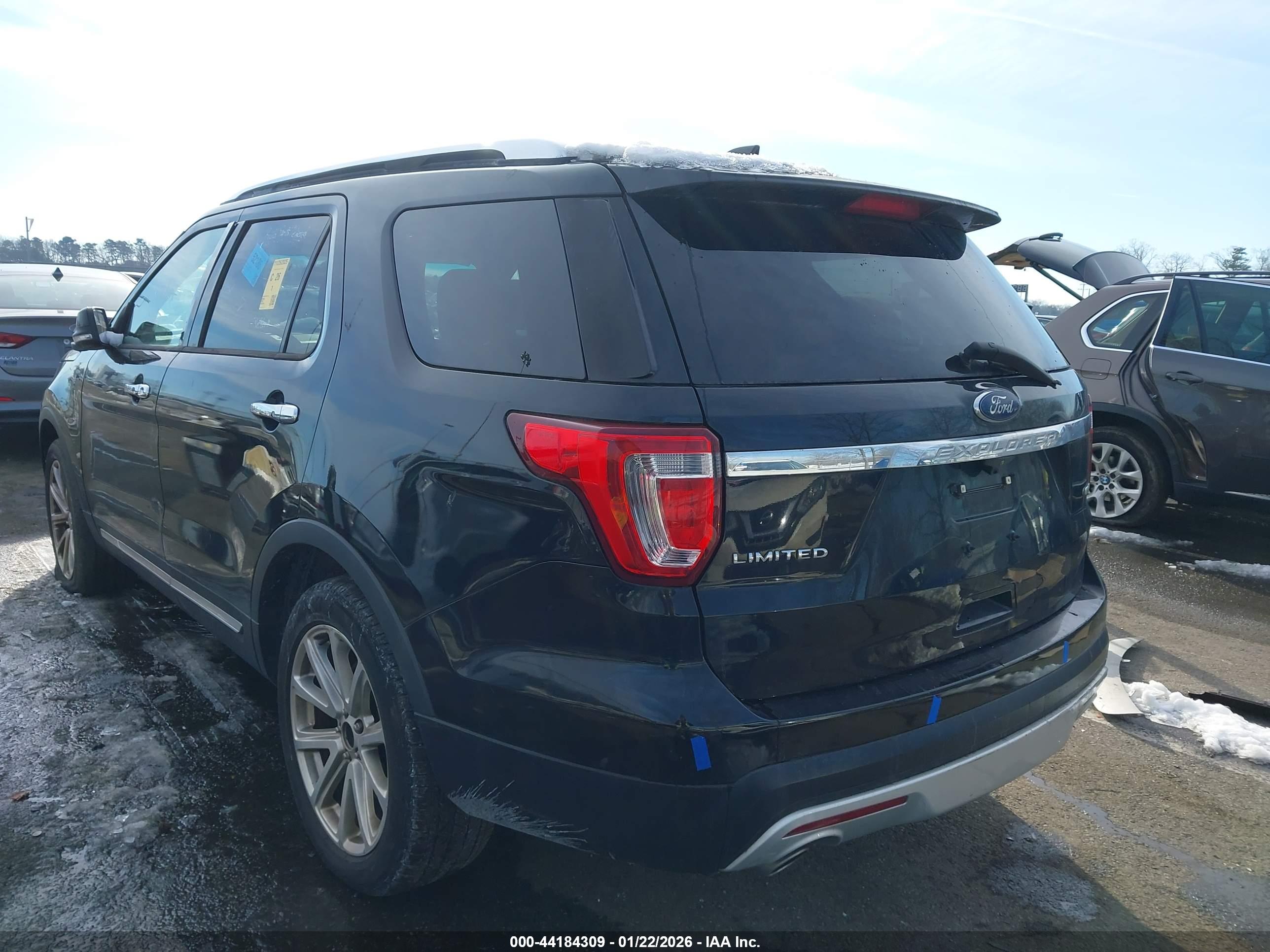 FORD EXPLORER image 3