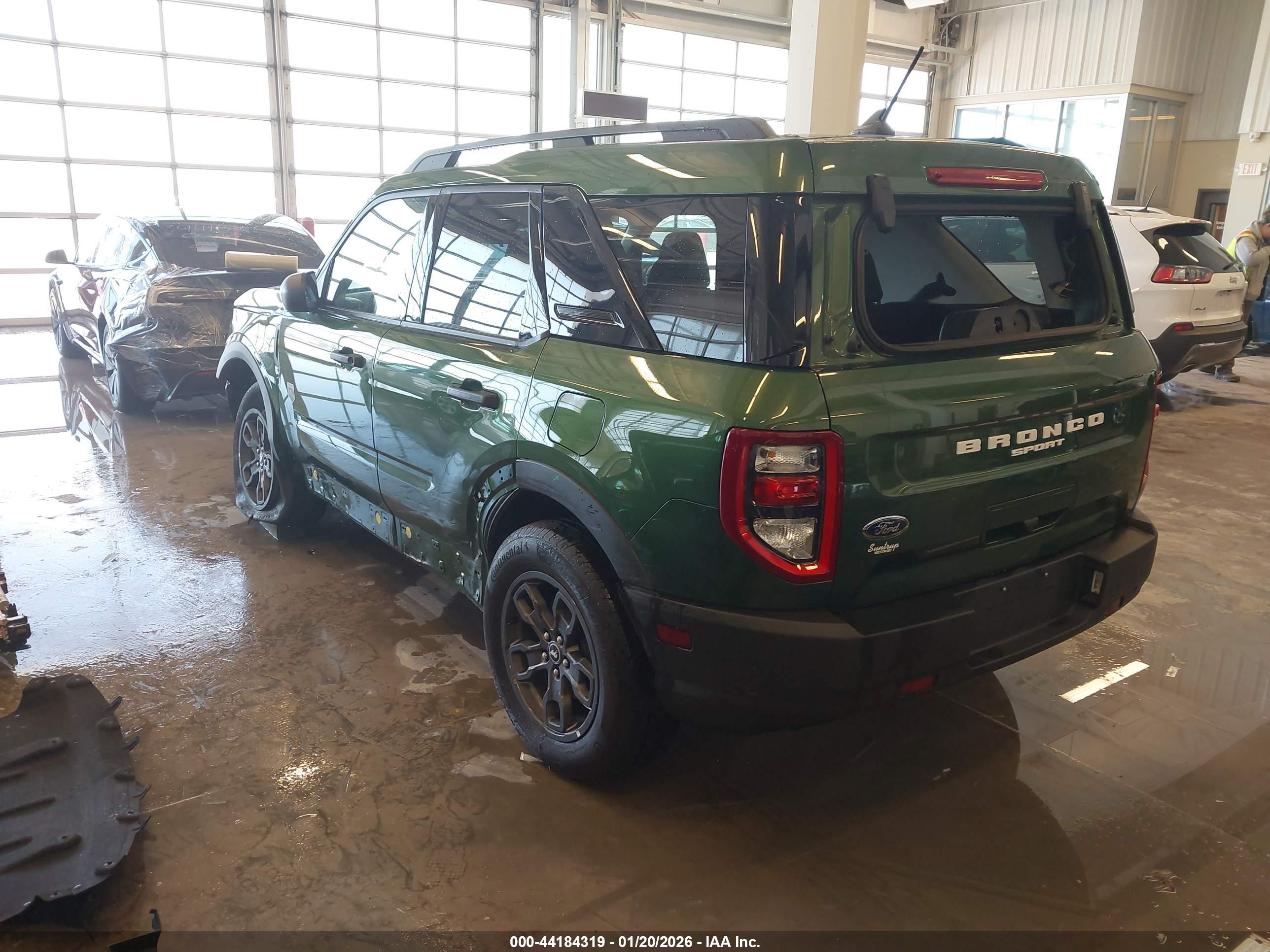 FORD BRONCO image 3