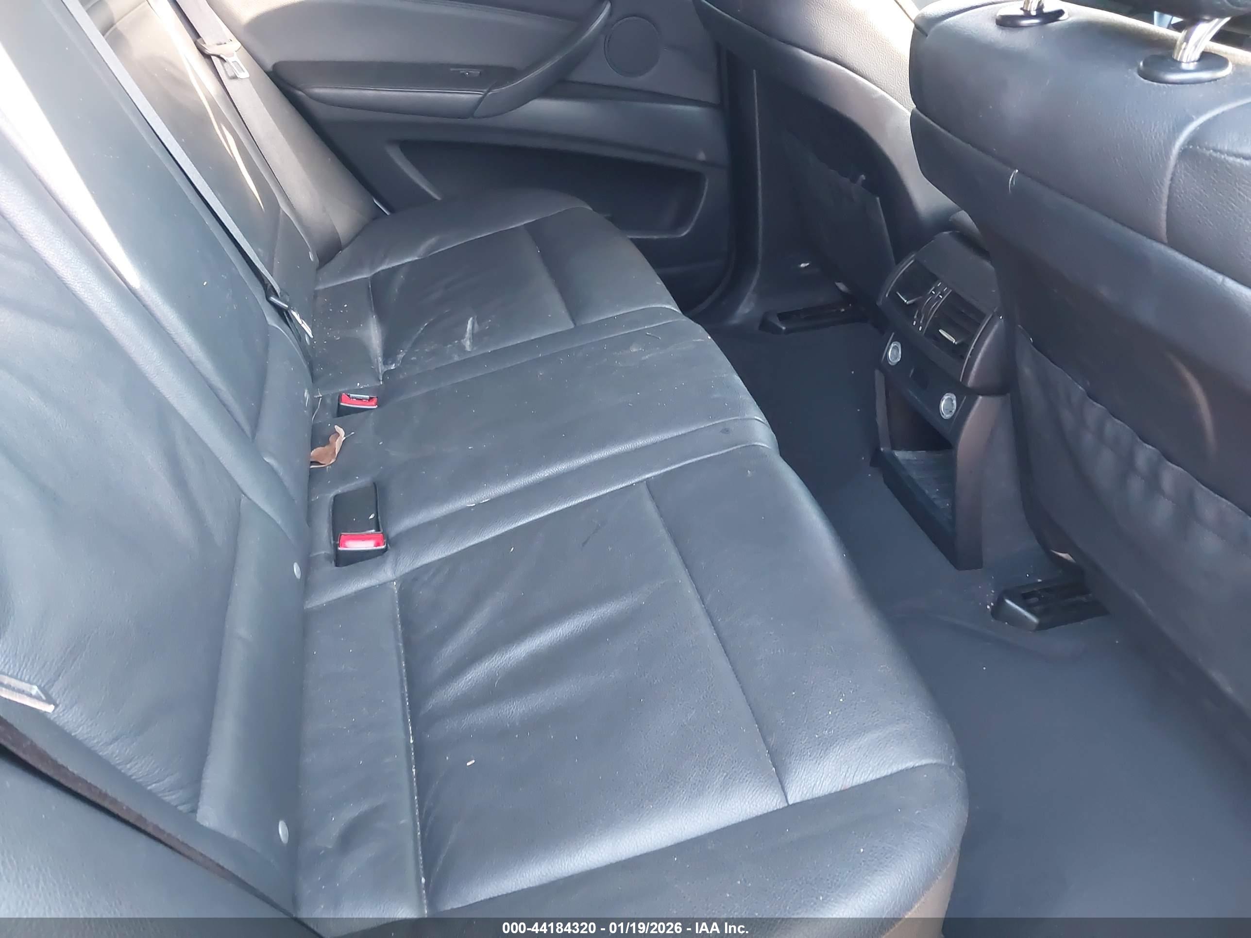 BMW X5 image 8