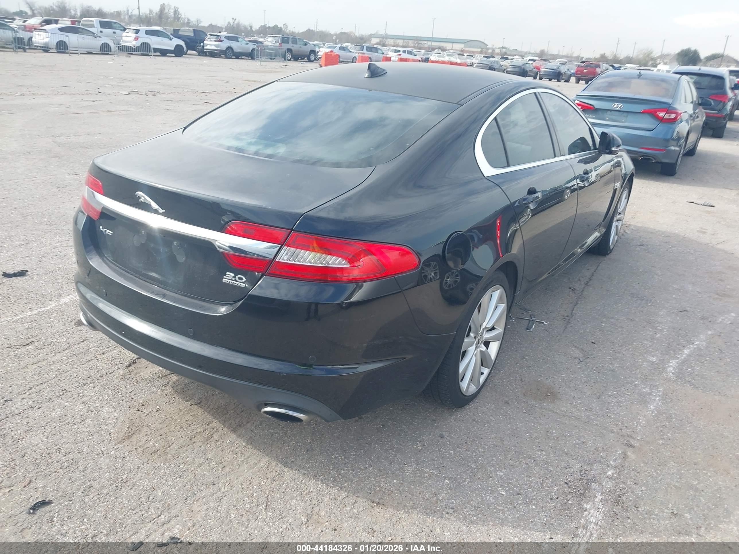 JAGUAR XF image 4