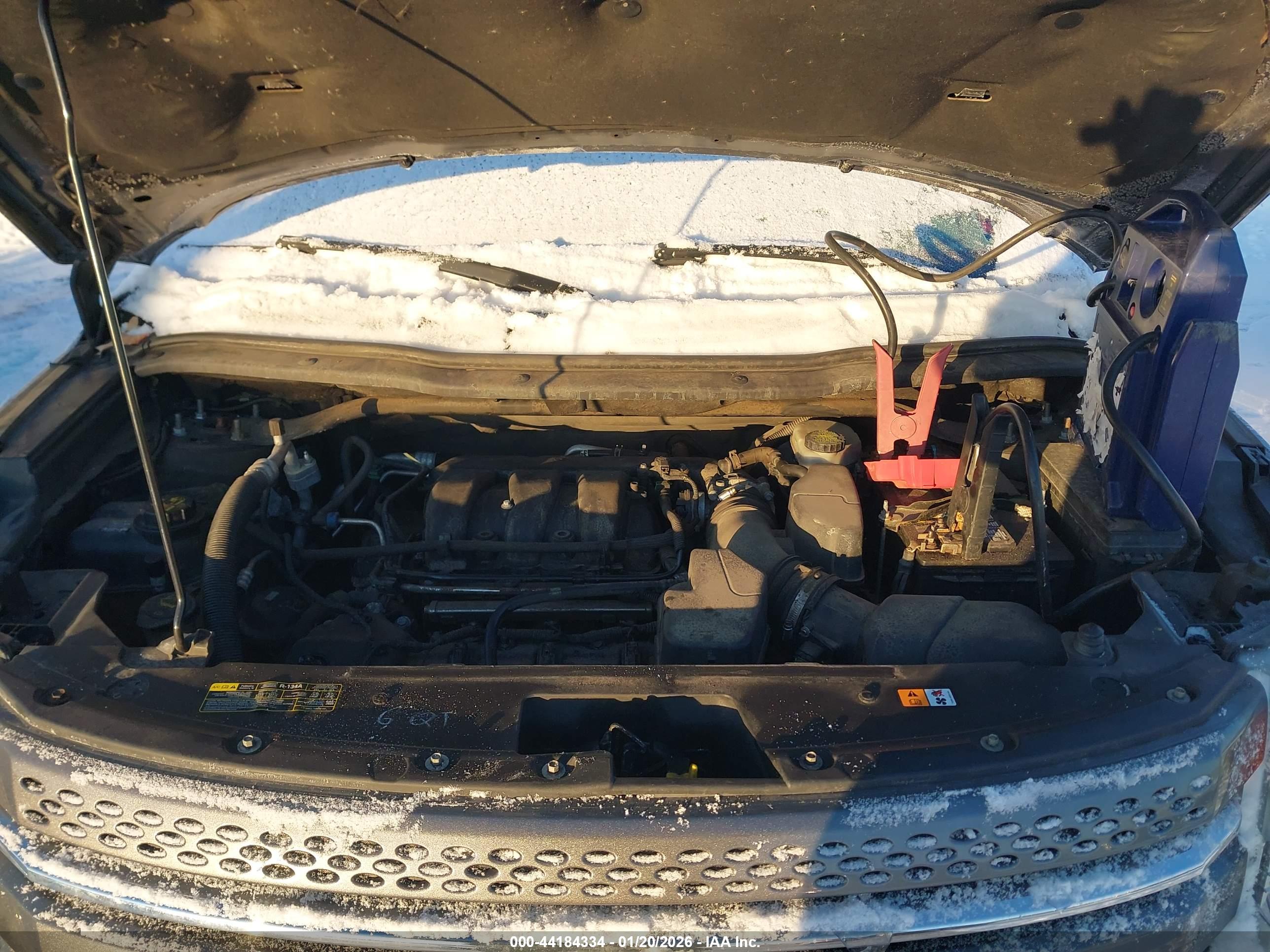 FORD EXPLORER image 10