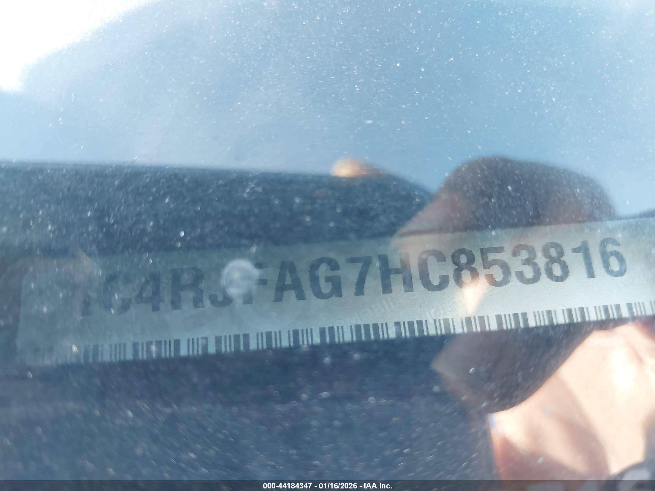 JEEP GRAND image 9