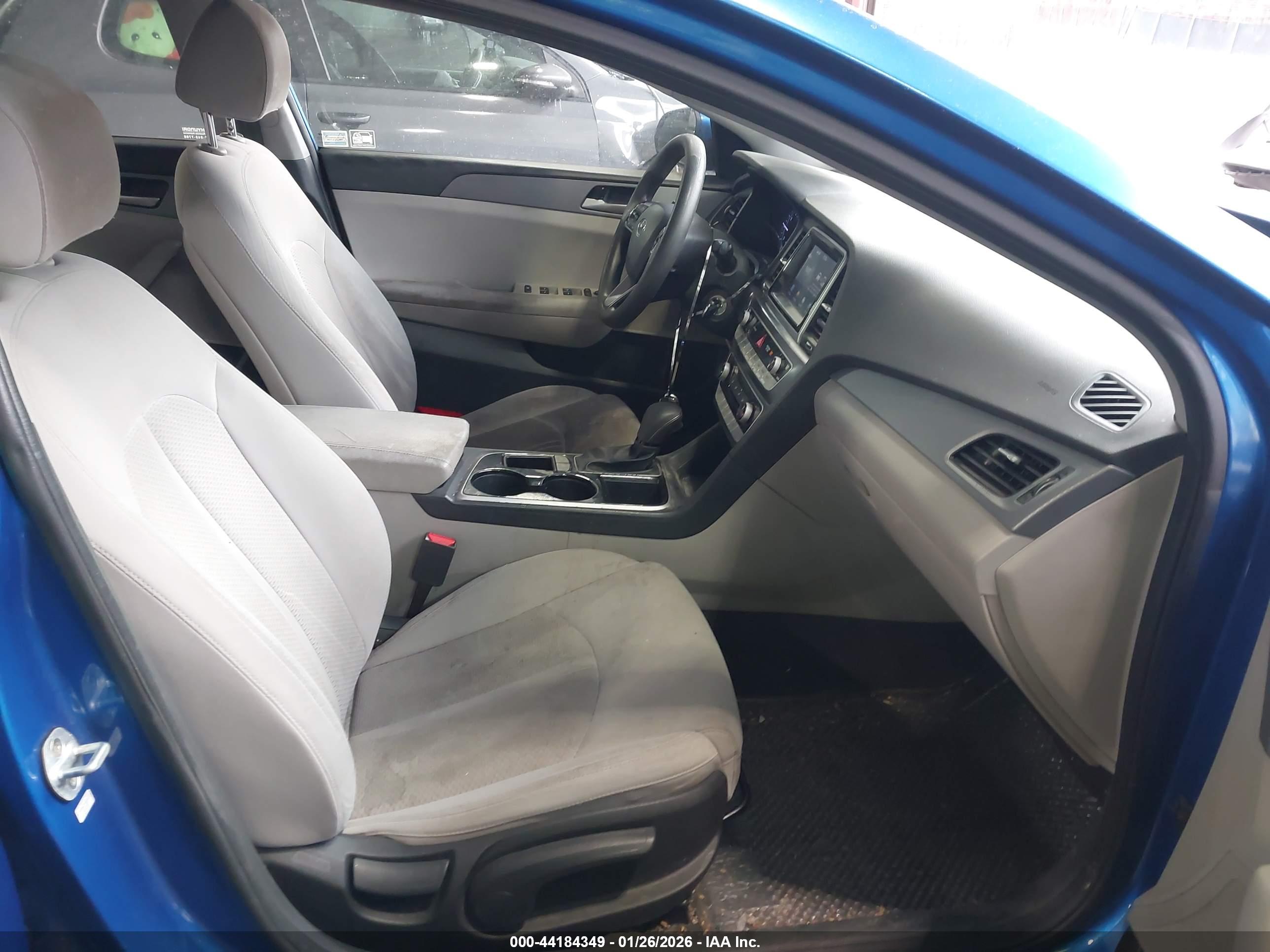 HYUNDAI SONATA image 5