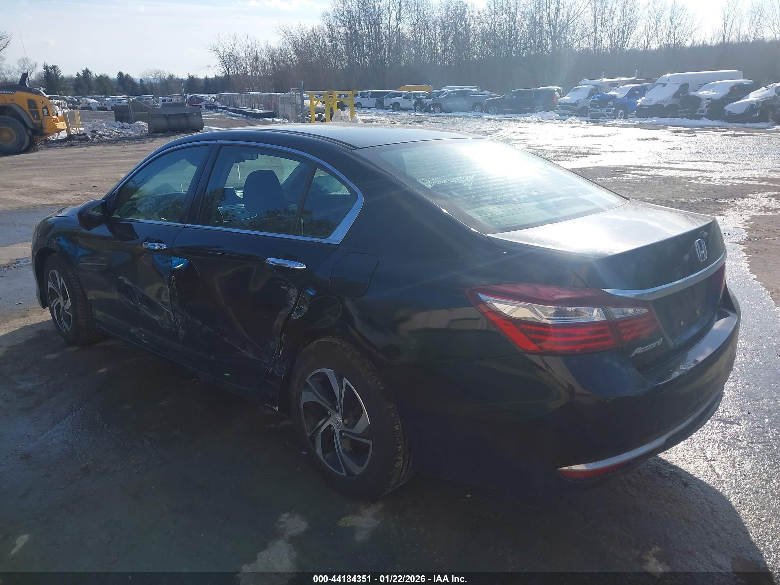 HONDA ACCORD image 3