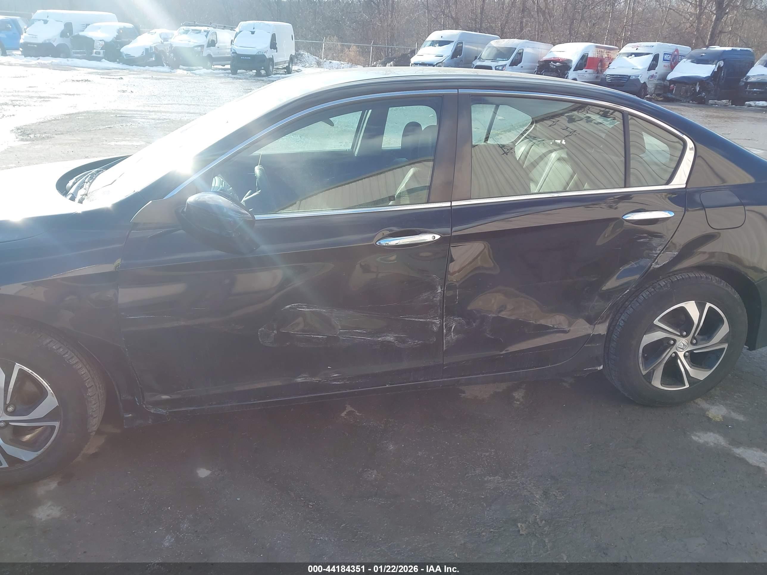 HONDA ACCORD image 6