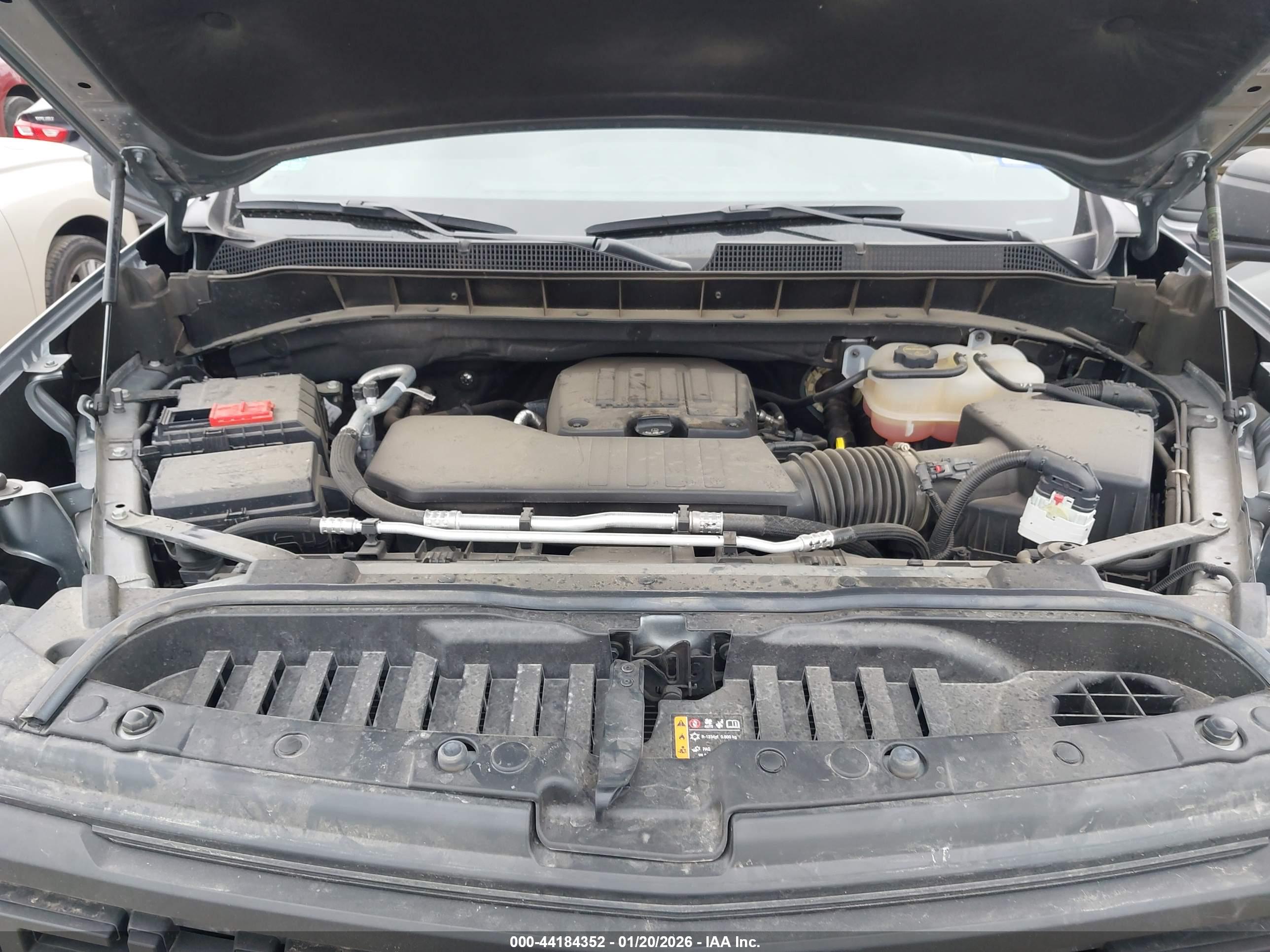 CHEVROLET SILVERADO image 10