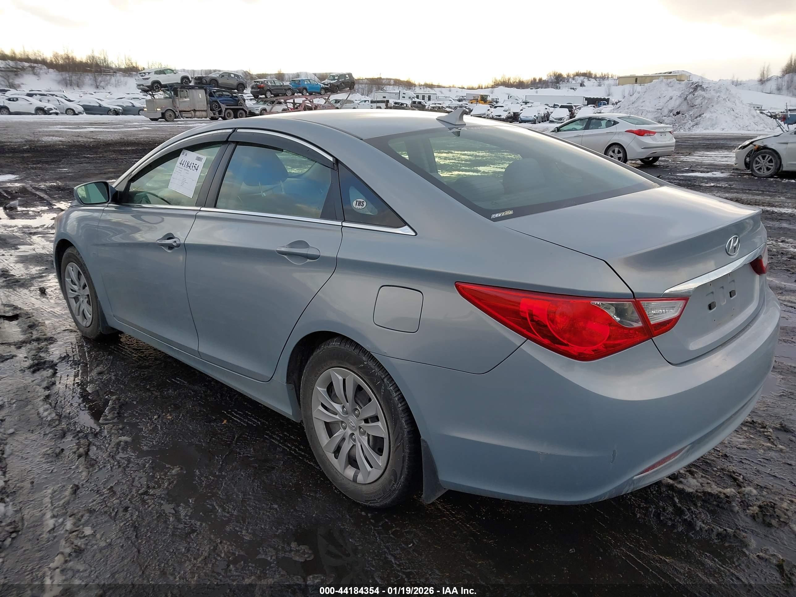 HYUNDAI SONATA image 3