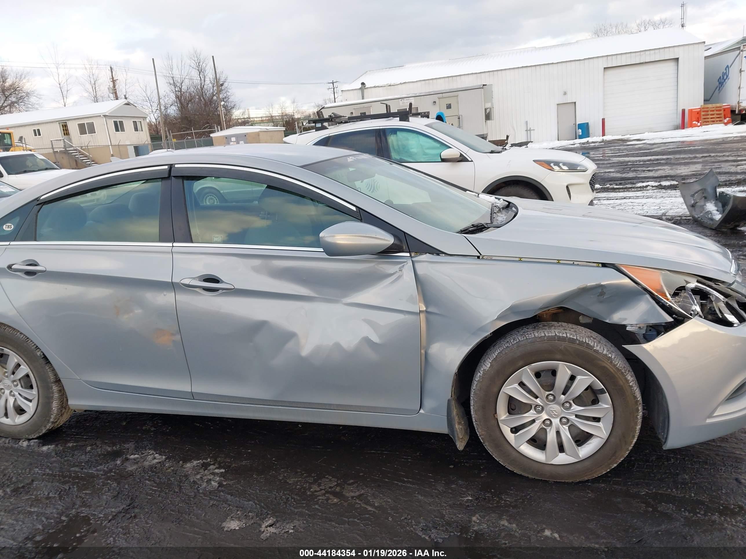 HYUNDAI SONATA image 6