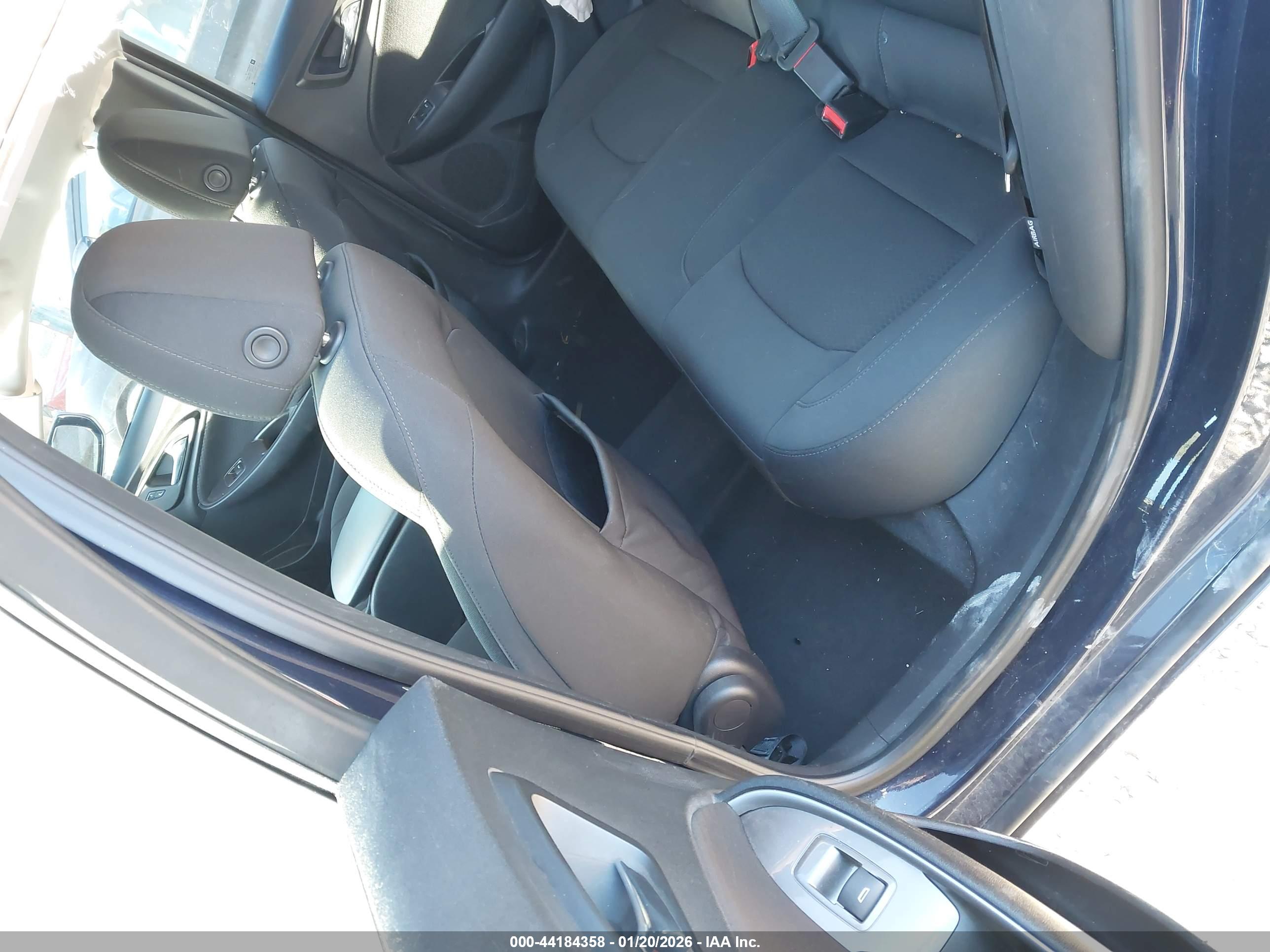 CHEVROLET MALIBU image 8