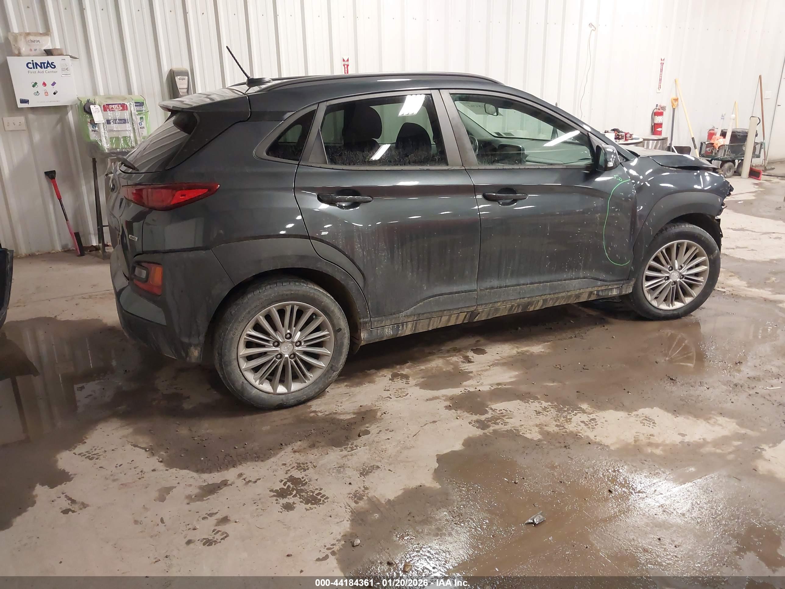 HYUNDAI KONA image 4