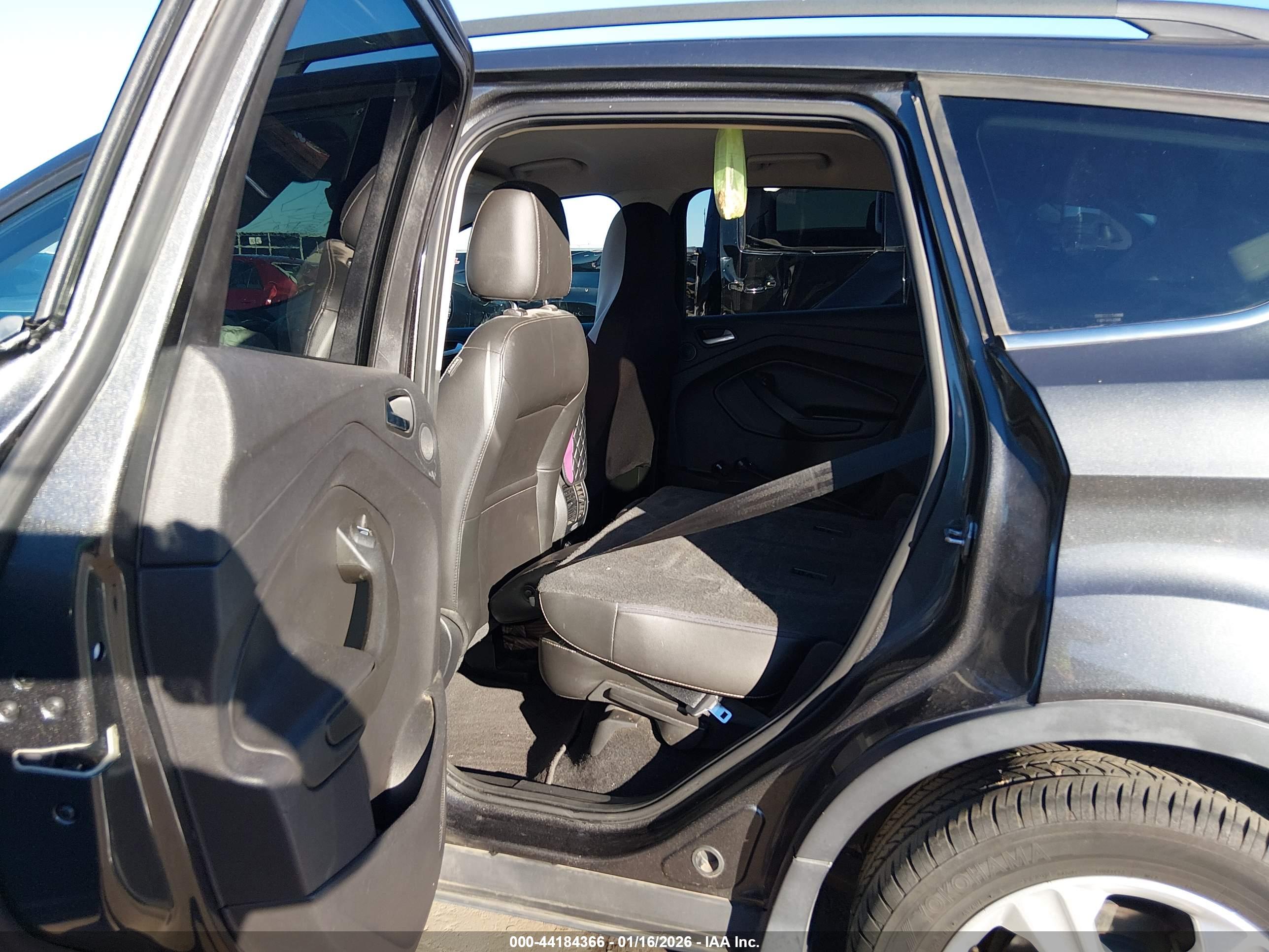 FORD ESCAPE image 8