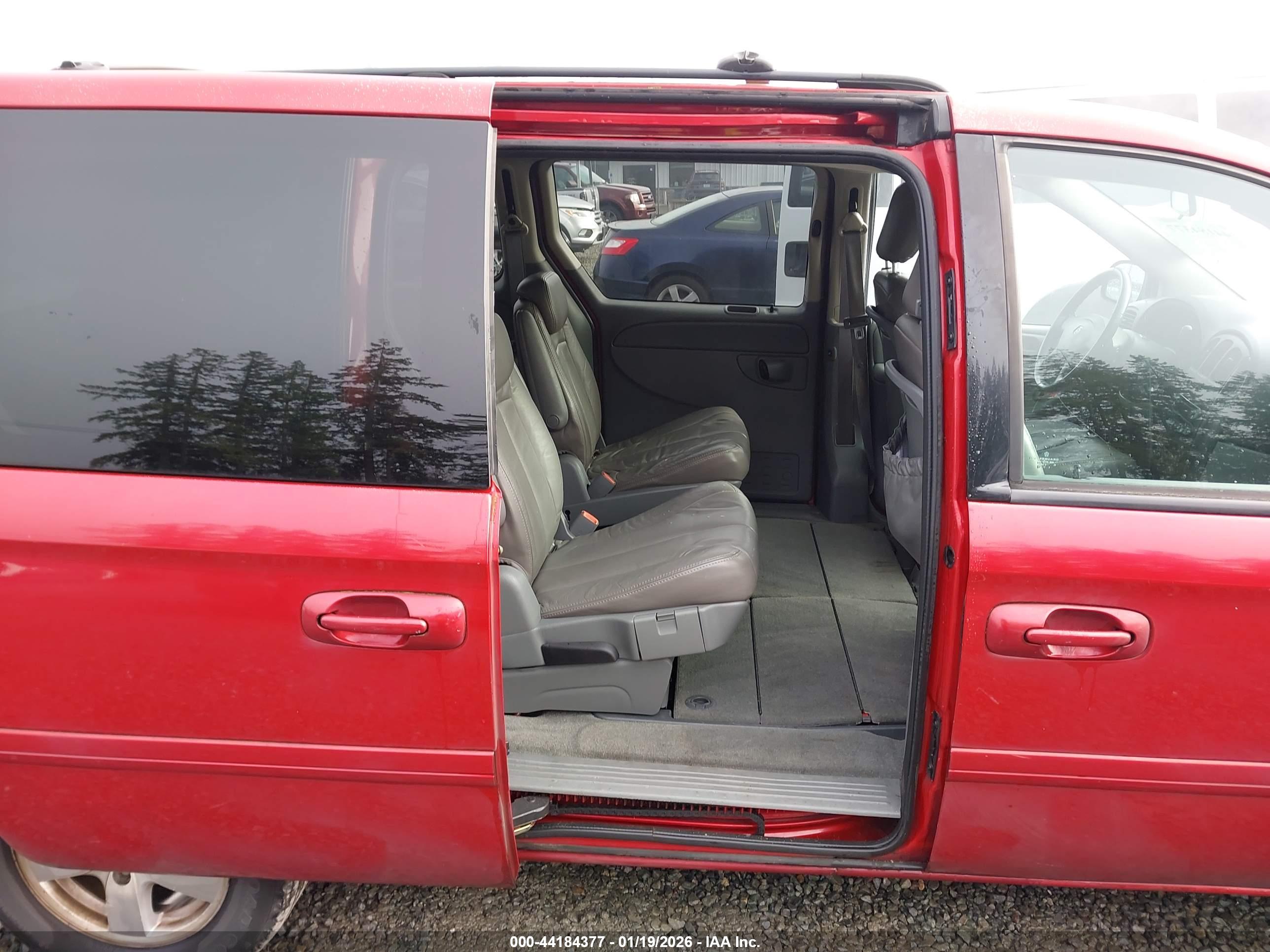 DODGE GRAND image 8