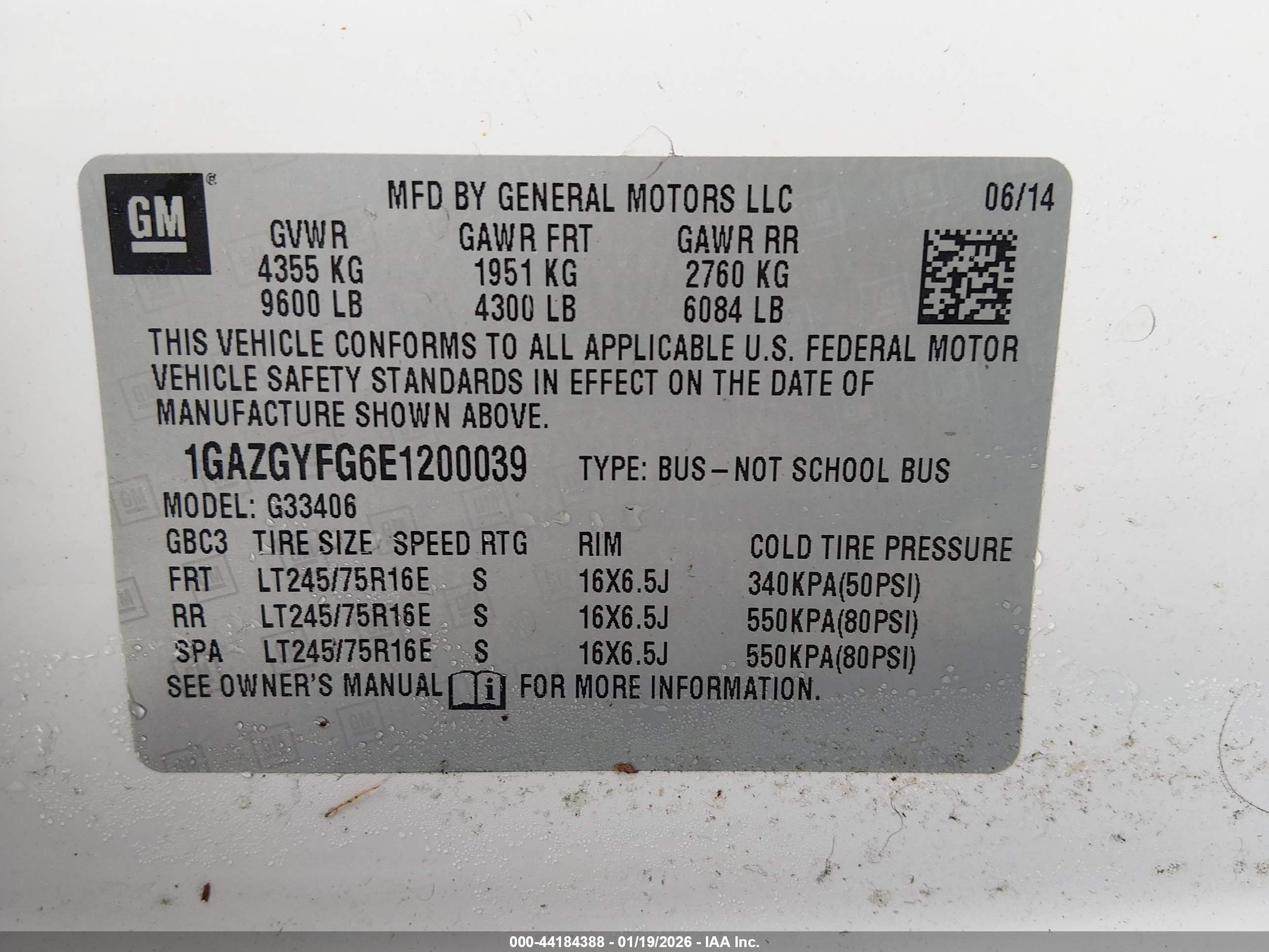 CHEVROLET EXPRESS image 9