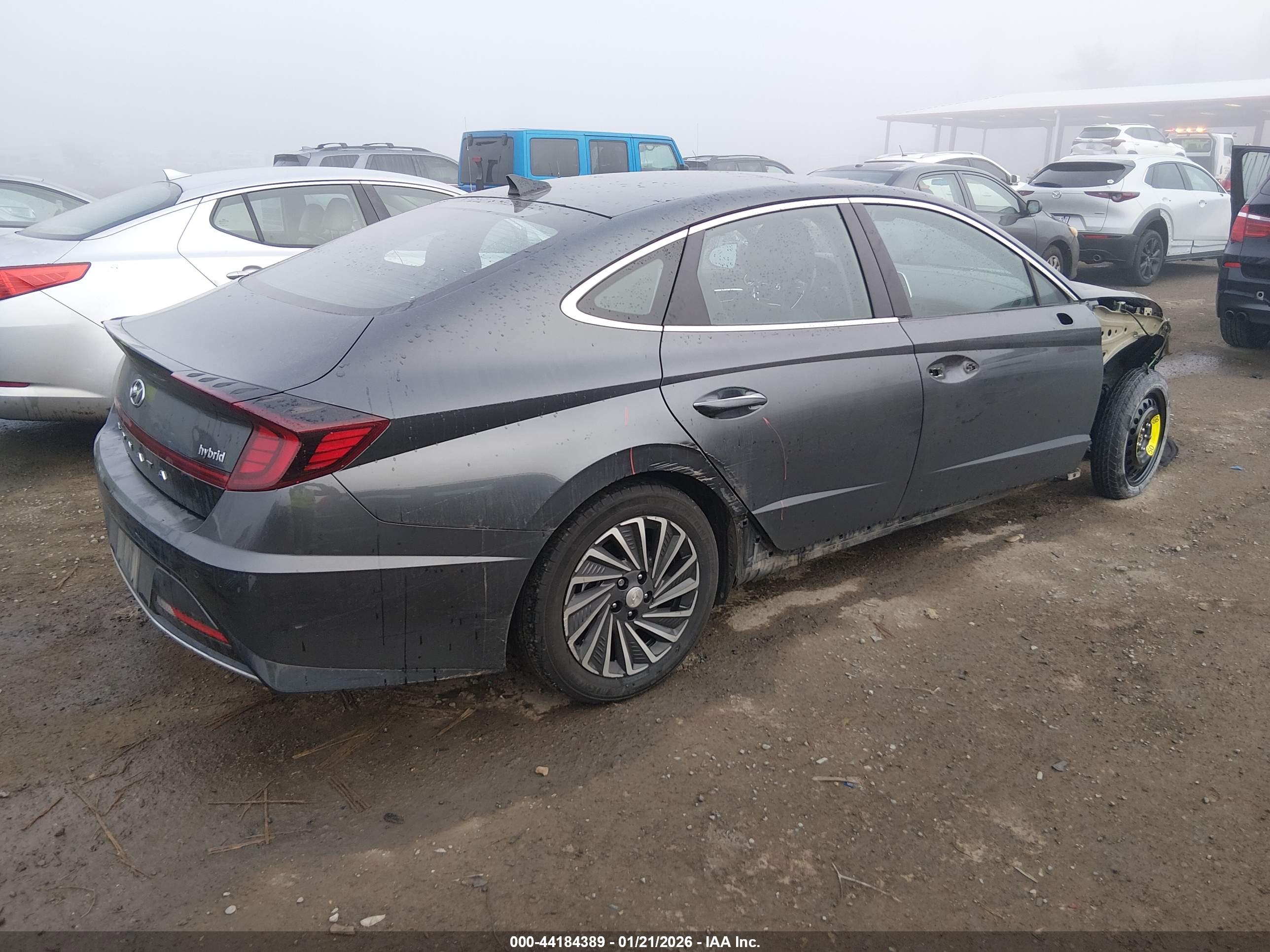 HYUNDAI SONATA image 4