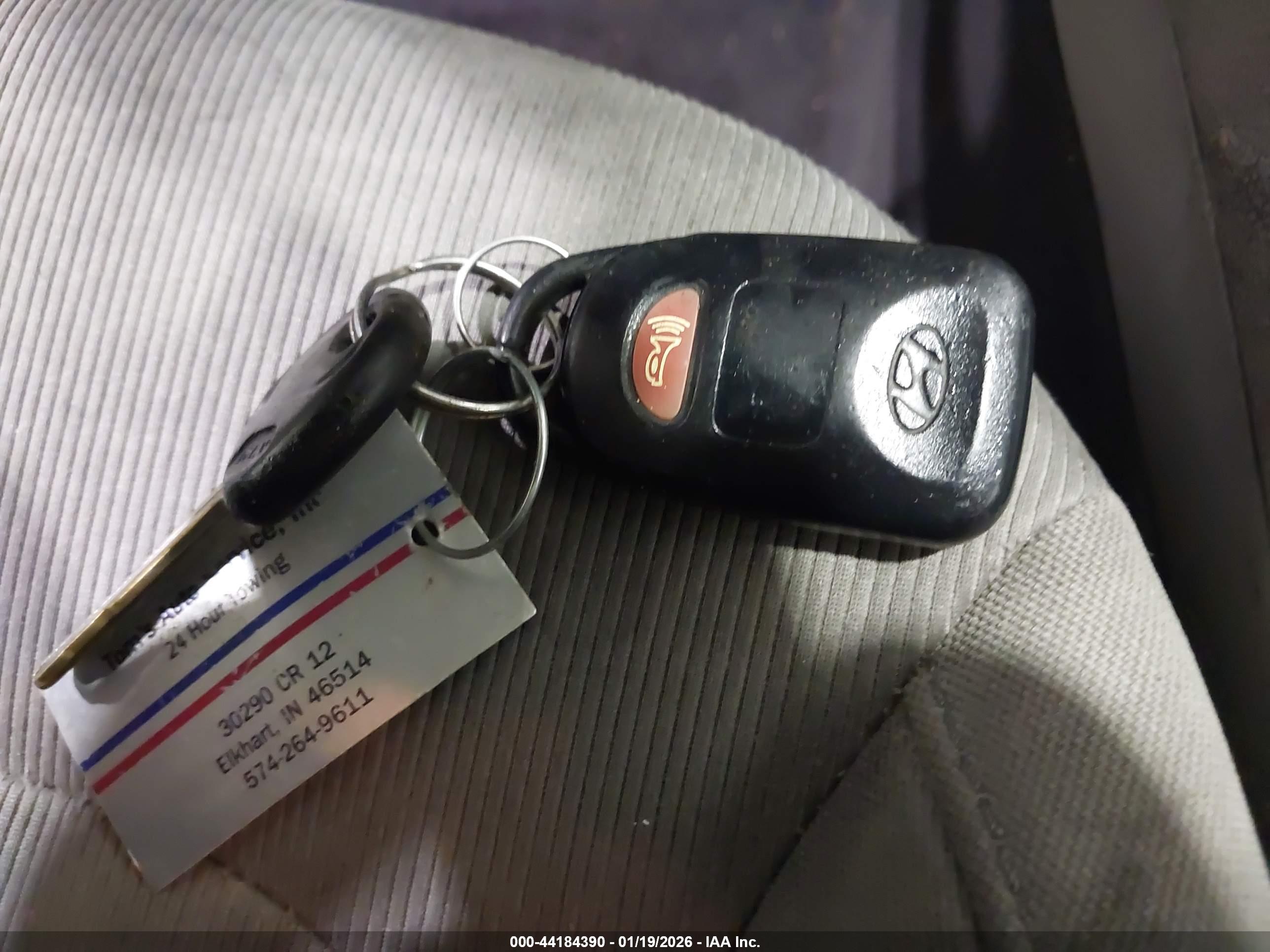 HYUNDAI ELANTRA image 11