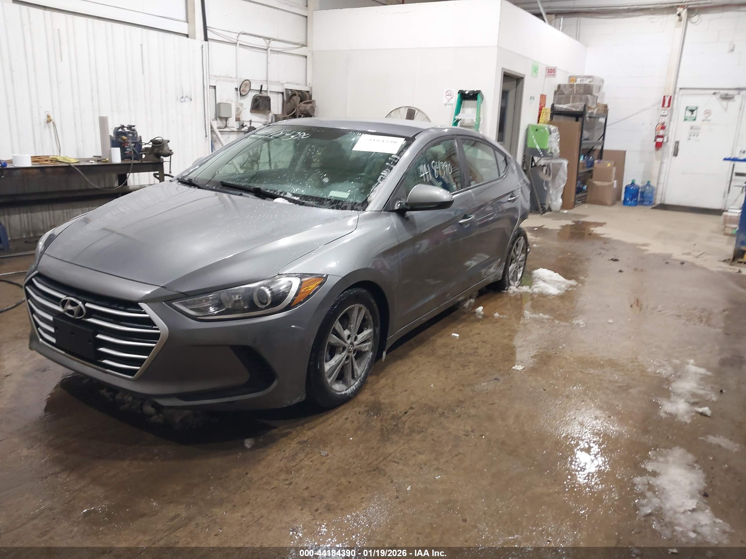 HYUNDAI ELANTRA image 2