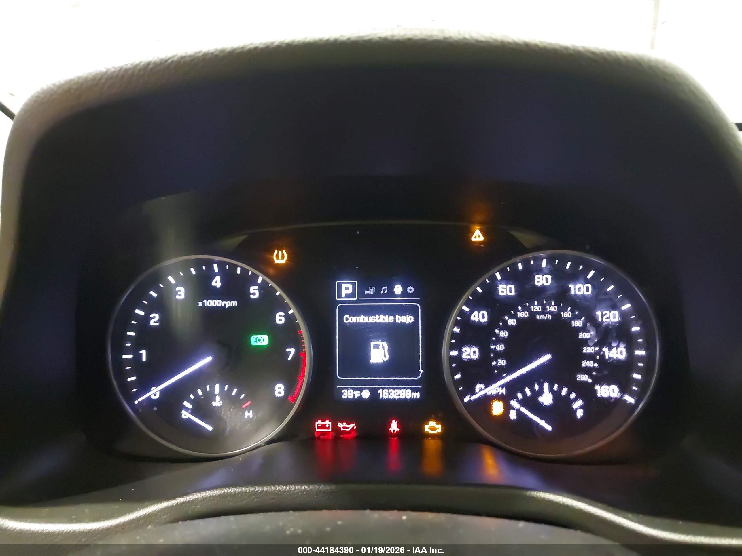 HYUNDAI ELANTRA image 7