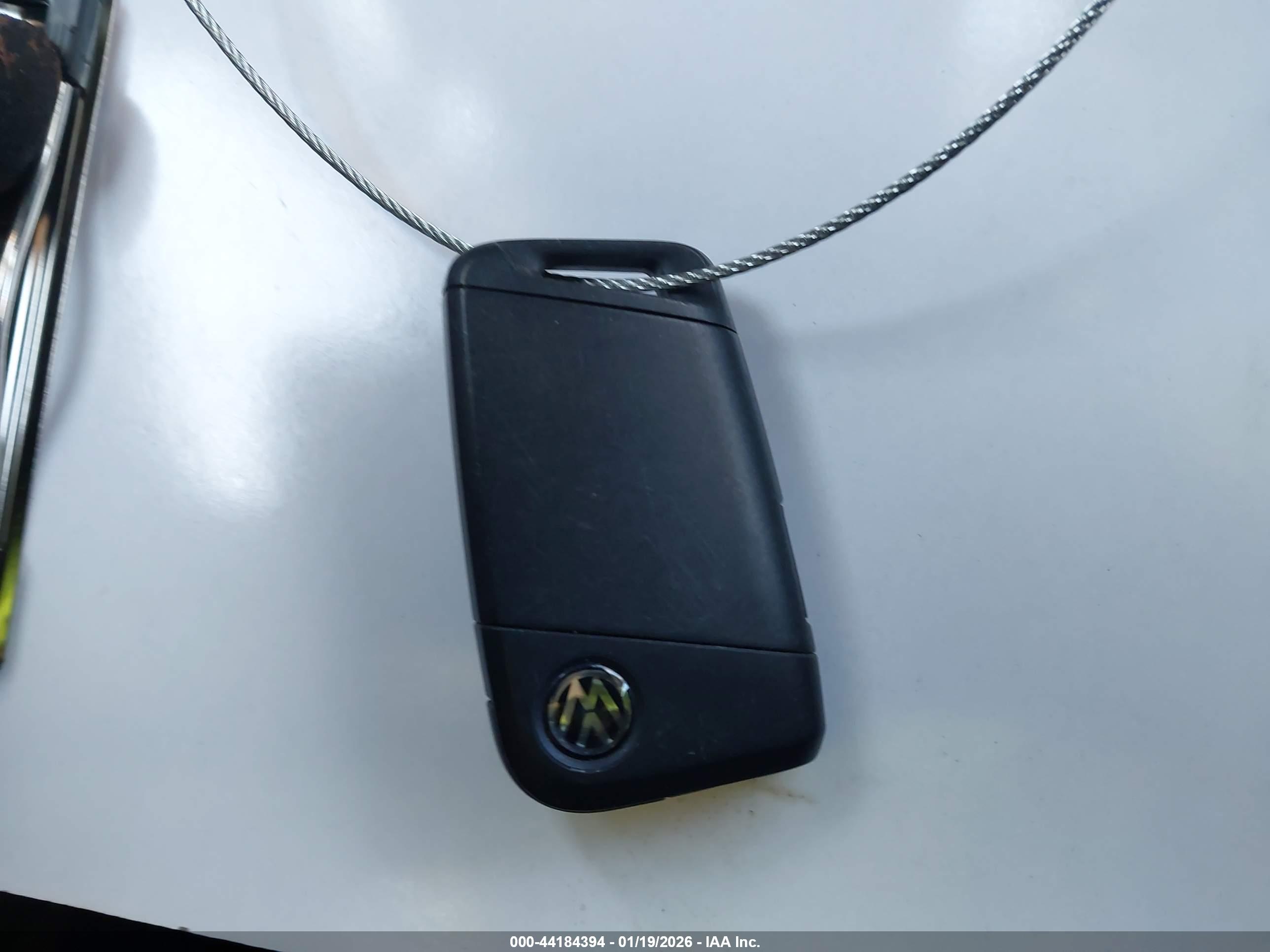 VOLKSWAGEN ATLAS image 11