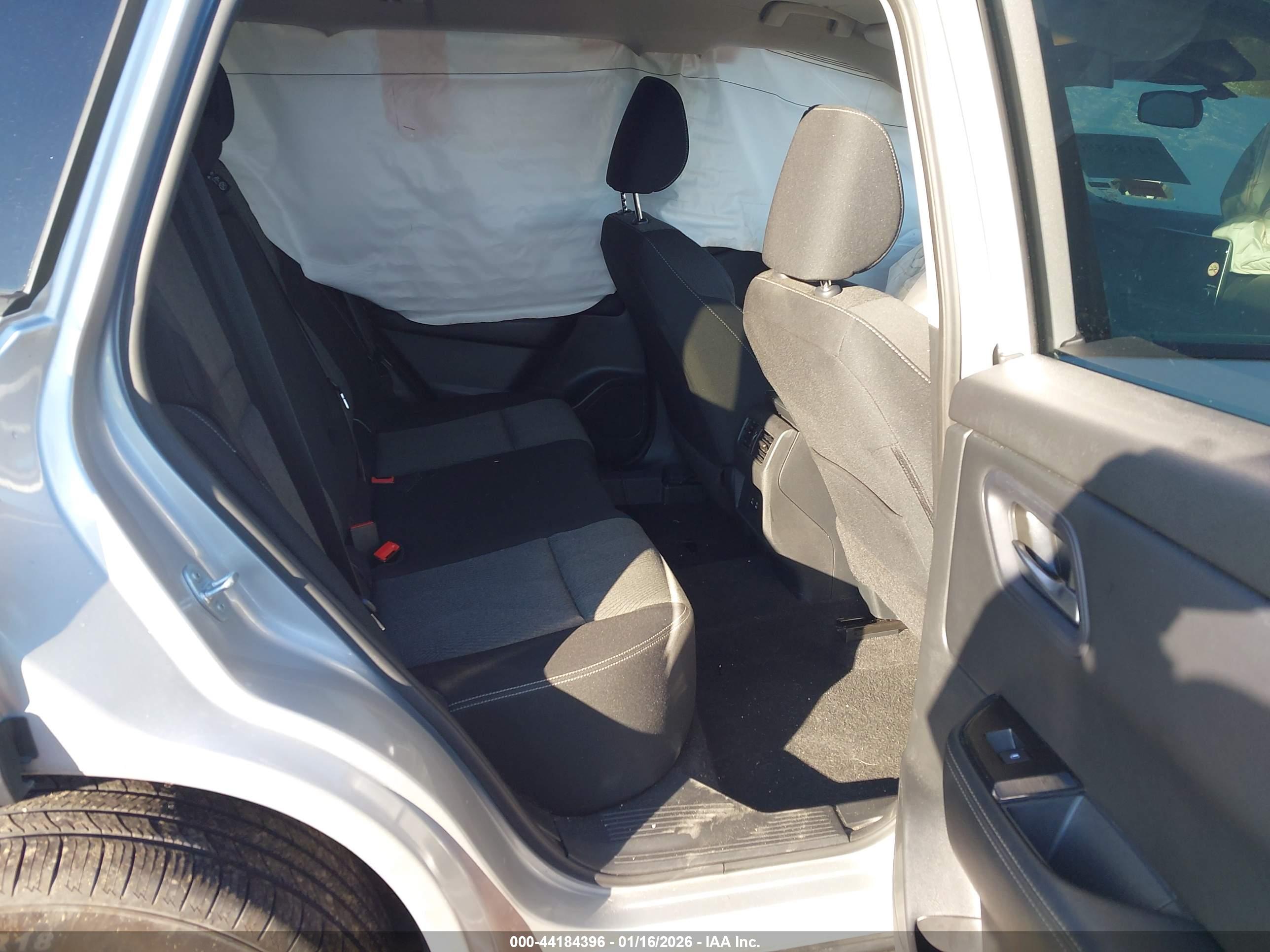 NISSAN ROGUE image 8