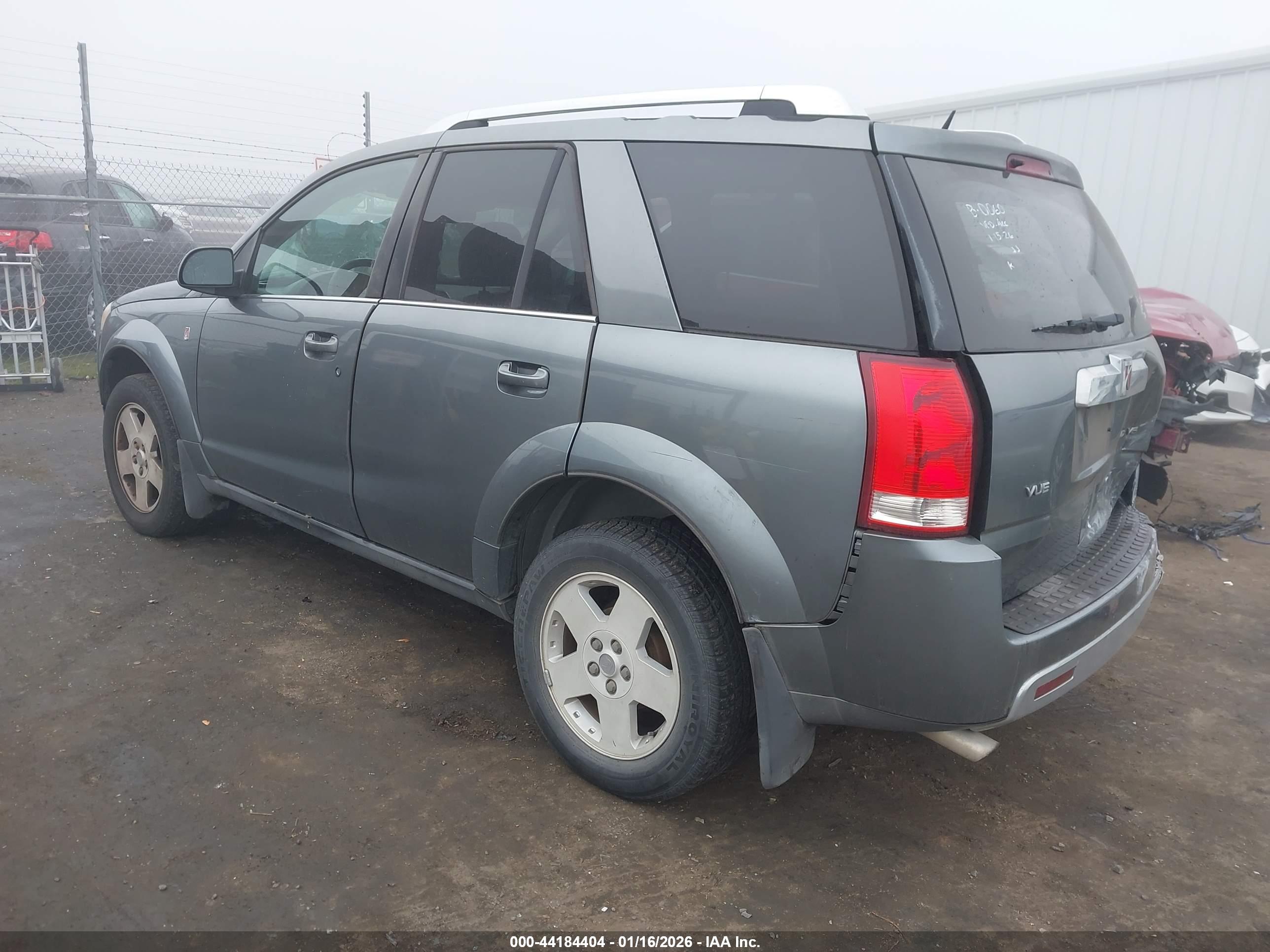 SATURN VUE image 3
