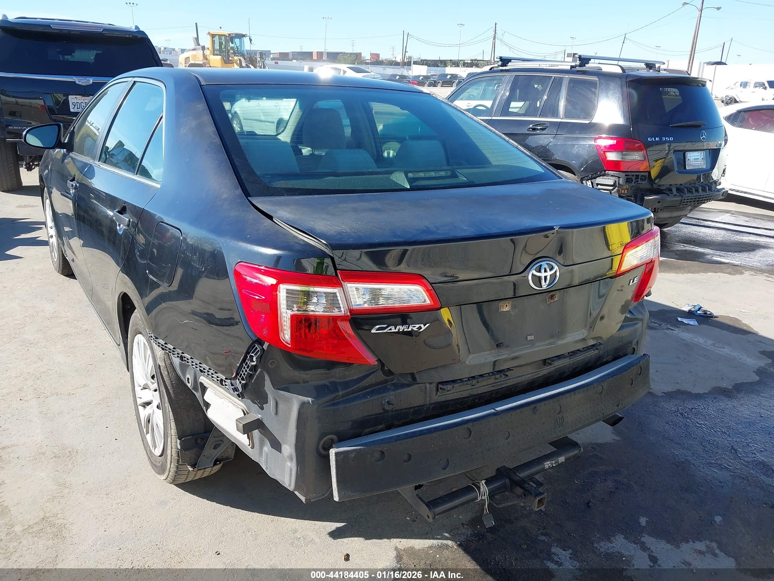 TOYOTA CAMRY image 6