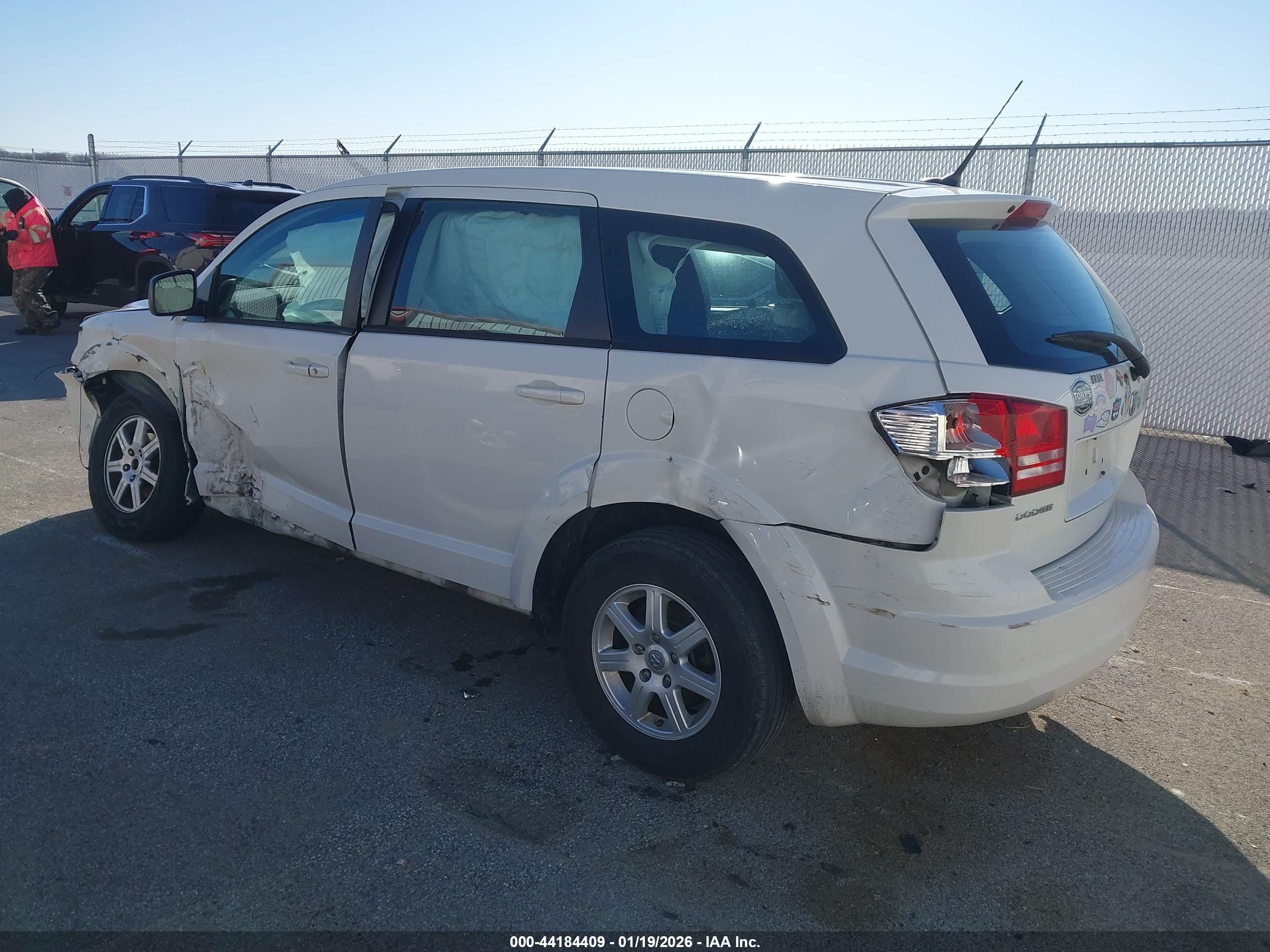 DODGE JOURNEY image 3
