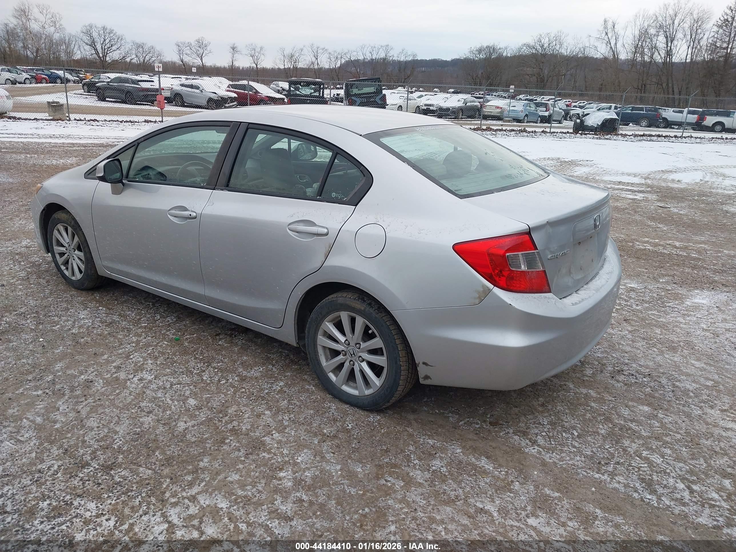 HONDA CIVIC image 3