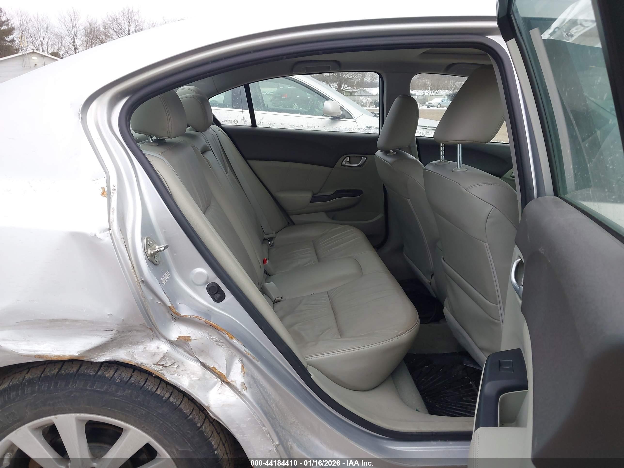 HONDA CIVIC image 8