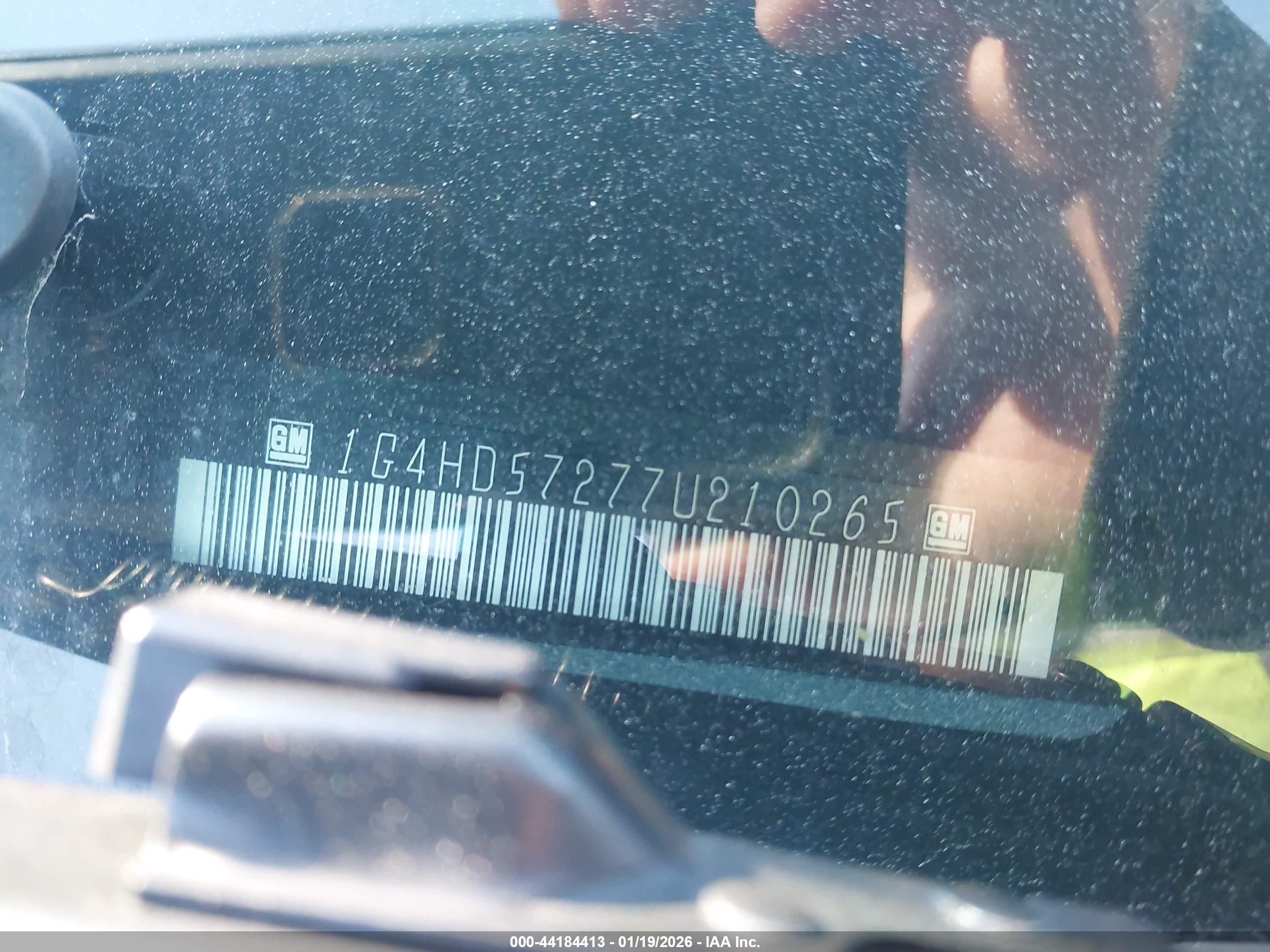 BUICK LUCERNE image 9