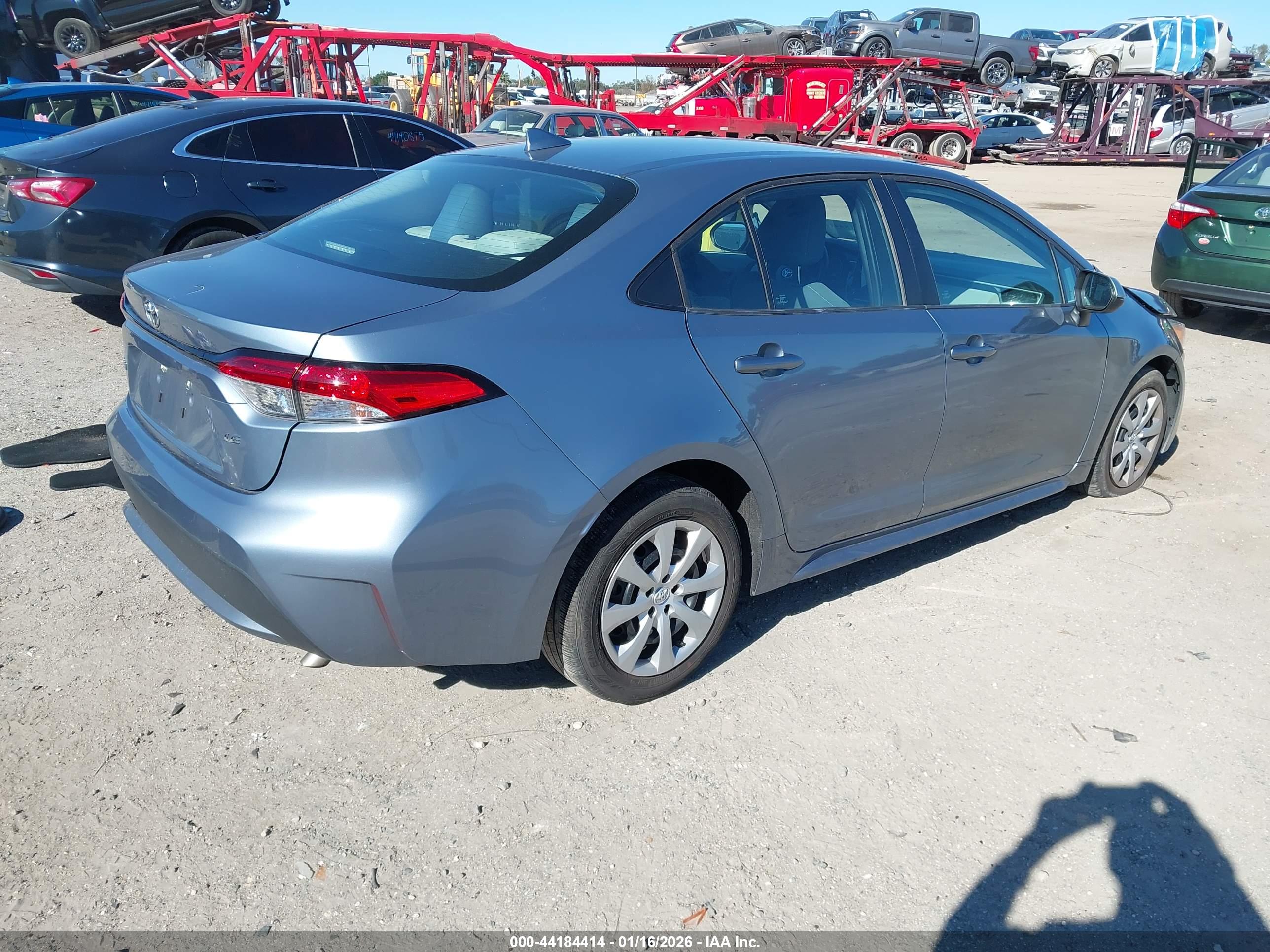 TOYOTA COROLLA image 4