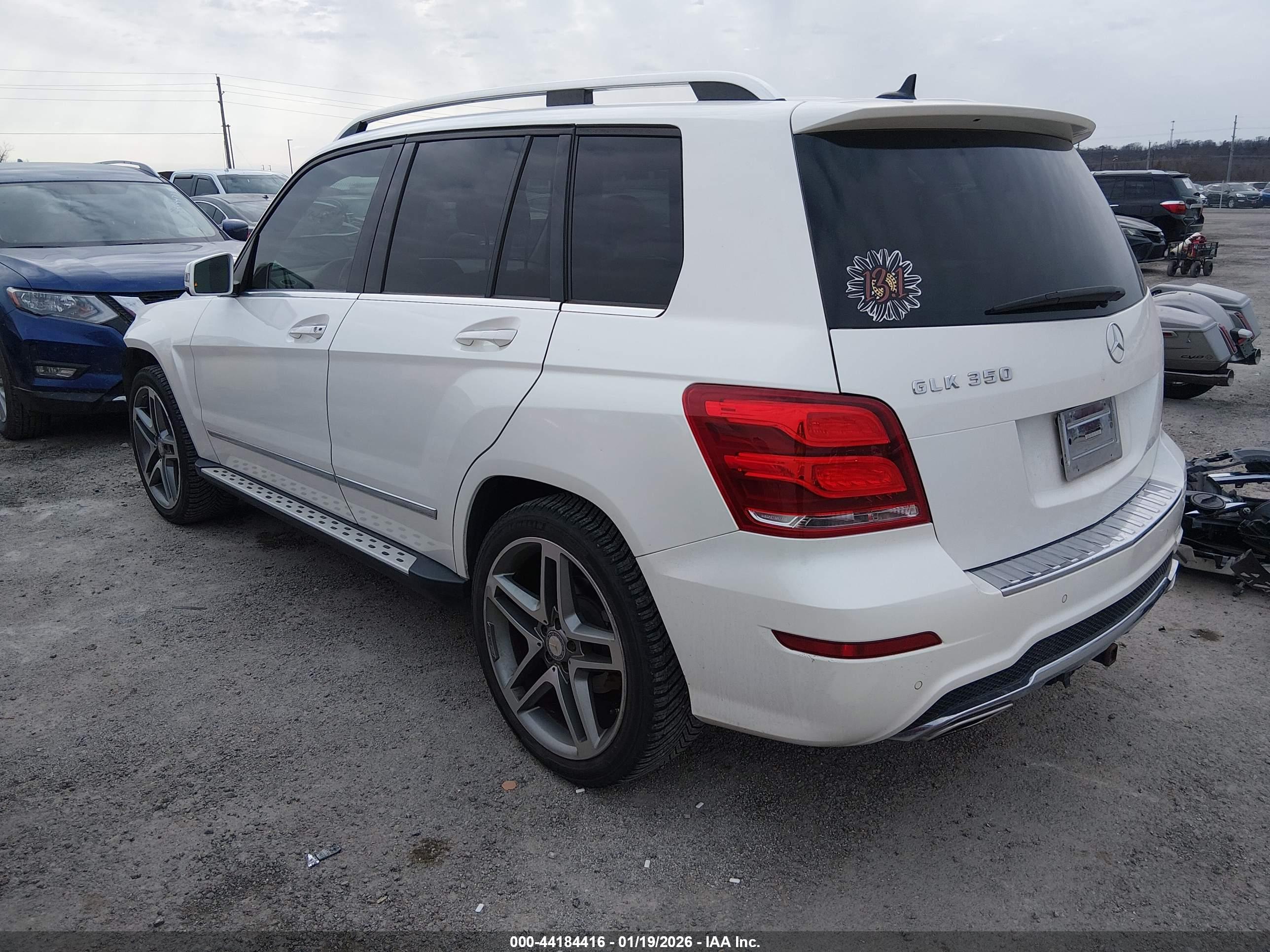 MERCEDES-BENZ GLK image 3