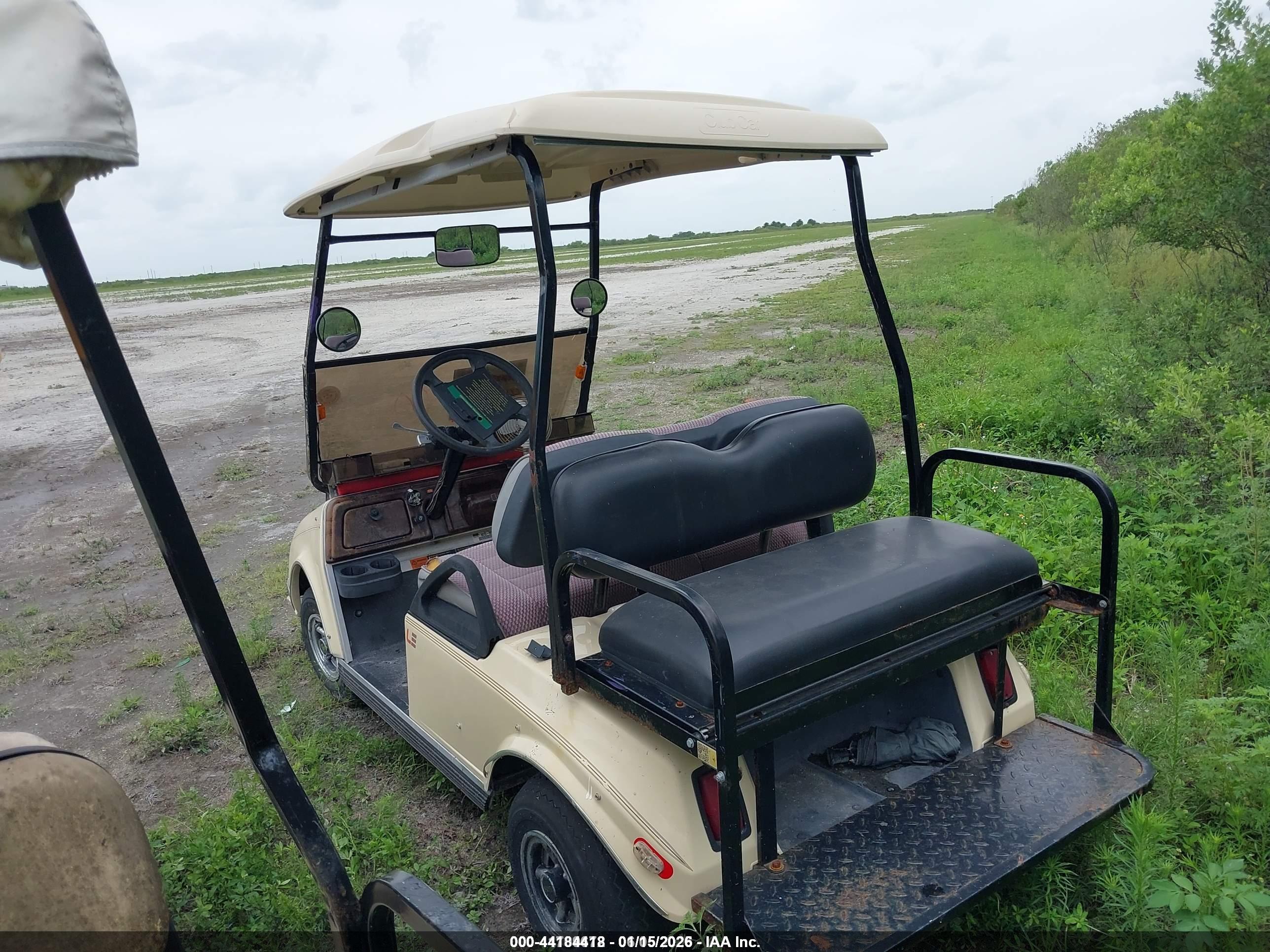 CLUB CAR image 3