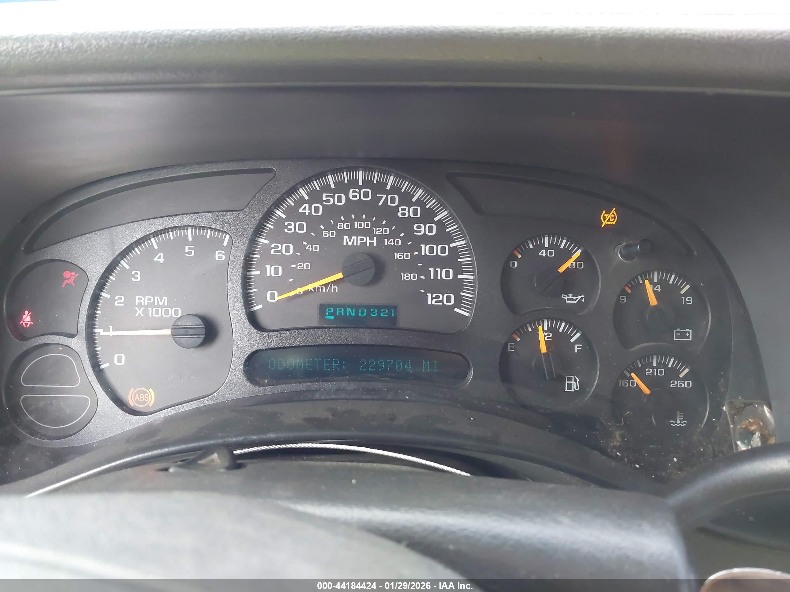 GMC YUKON image 7