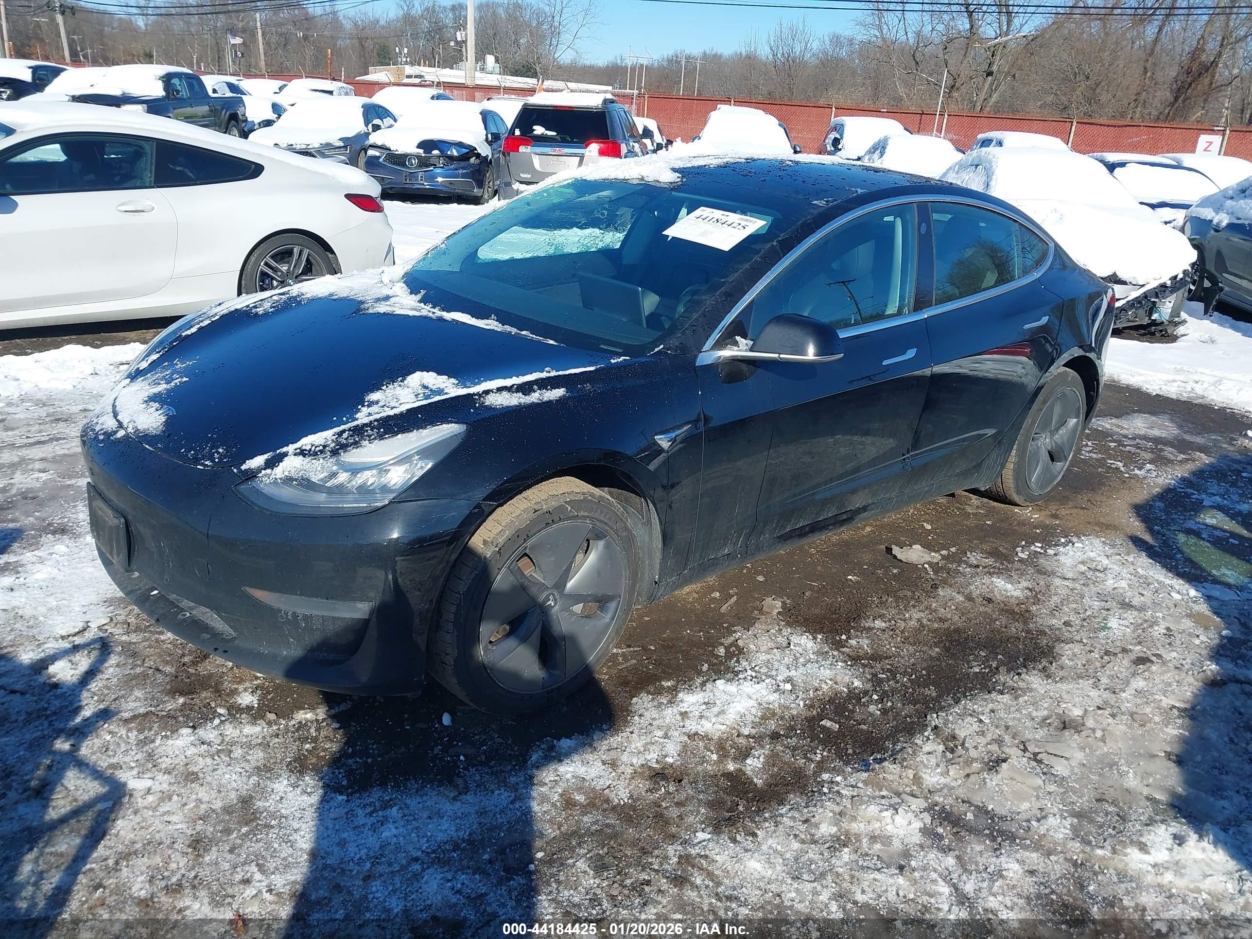 TESLA MODEL image 2