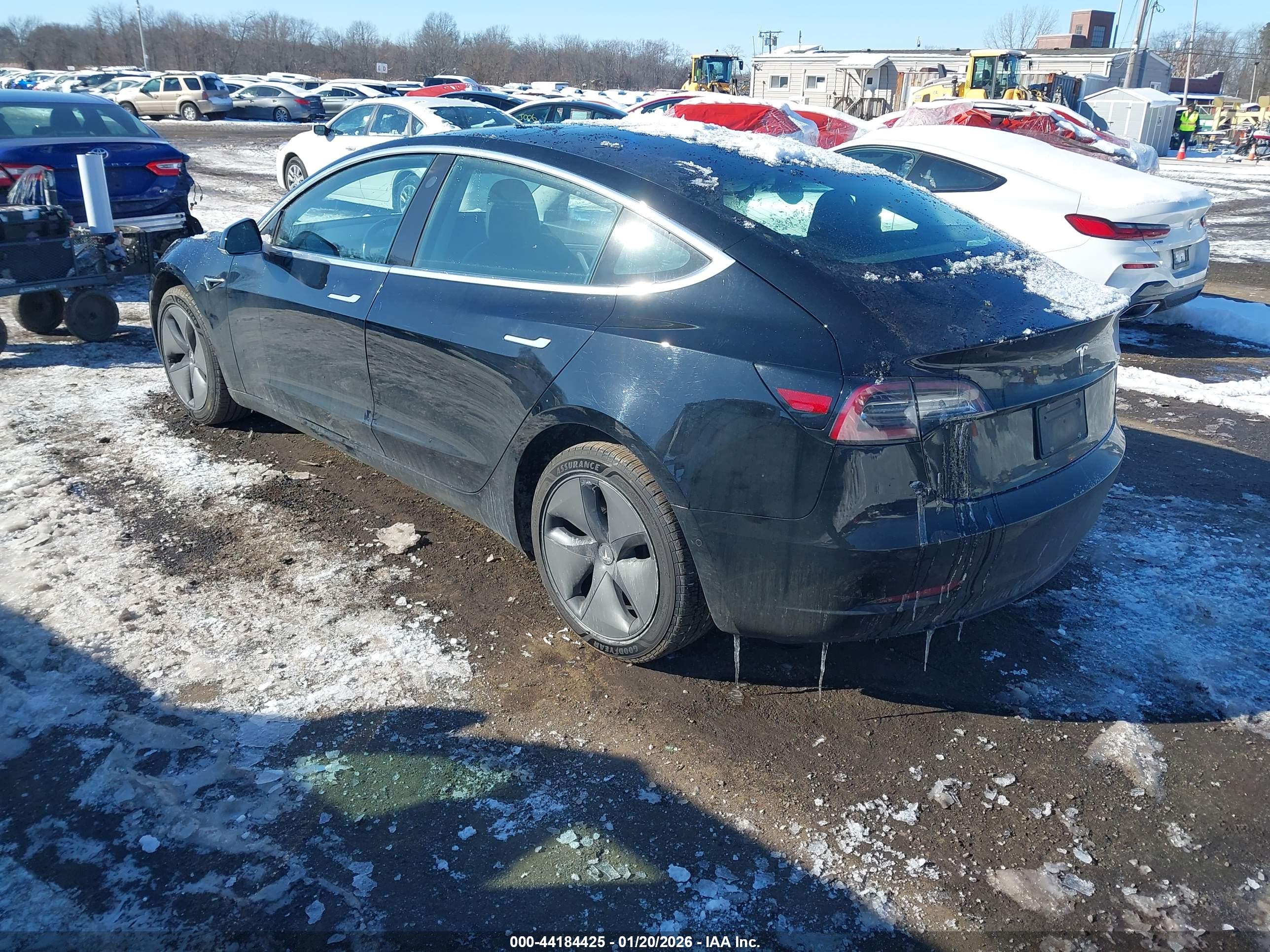 TESLA MODEL image 3