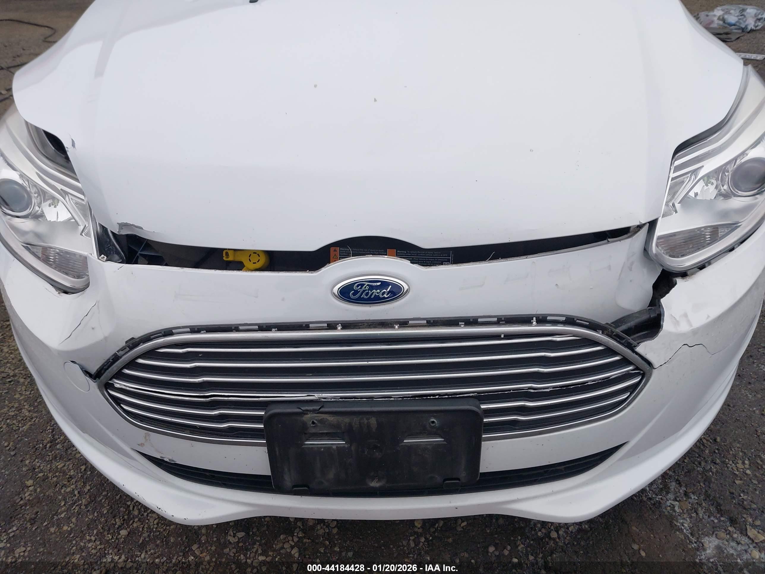 FORD FOCUS image 6
