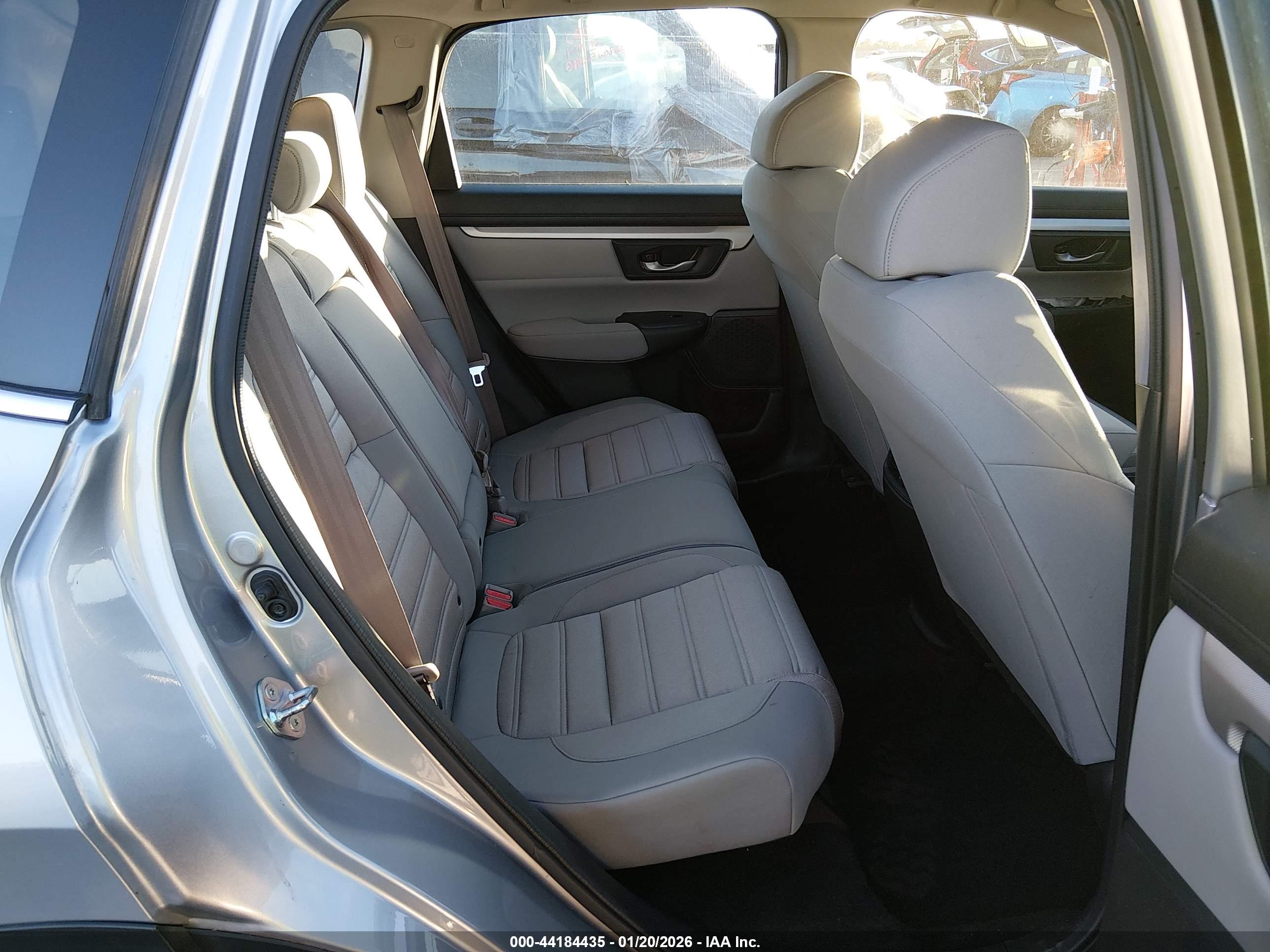 HONDA CR-V image 8